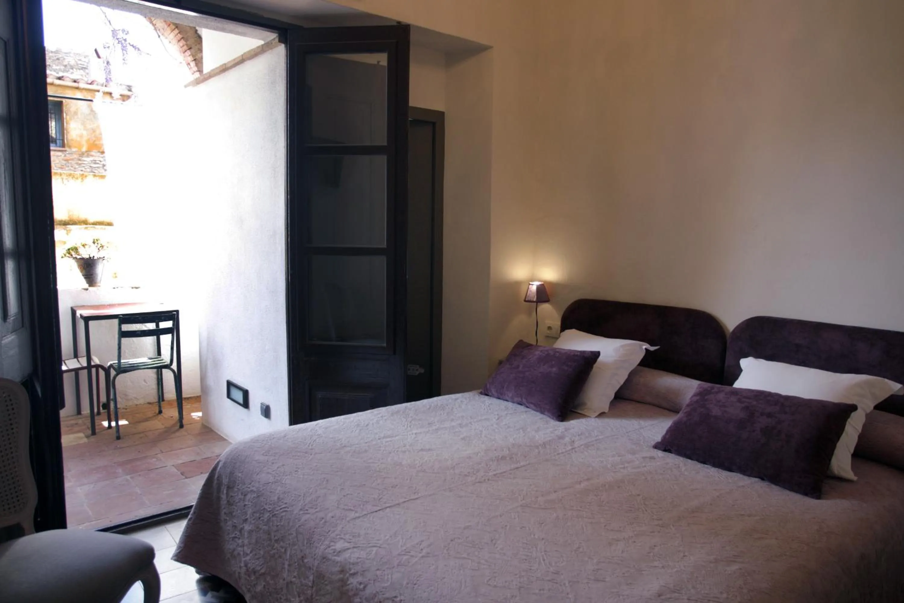 Bedroom, Bed in BYPILLOW Cluc Begur