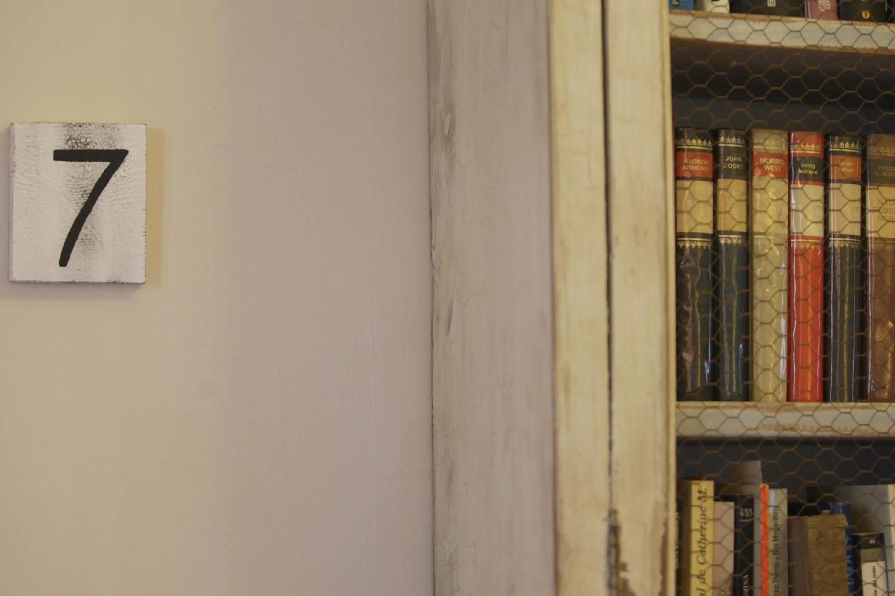 Decorative detail in BYPILLOW Cluc Begur