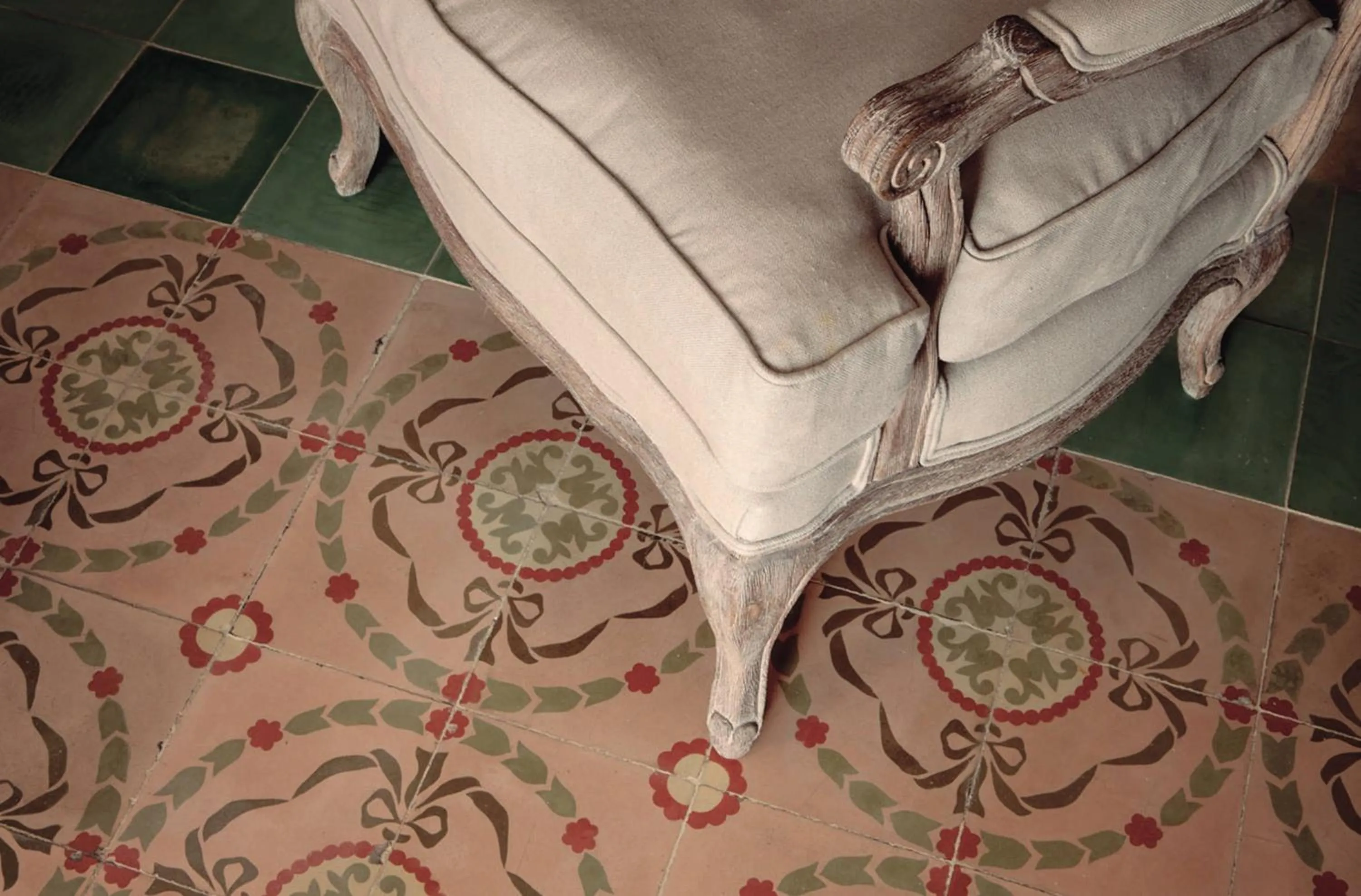 Decorative detail in BYPILLOW Cluc Begur