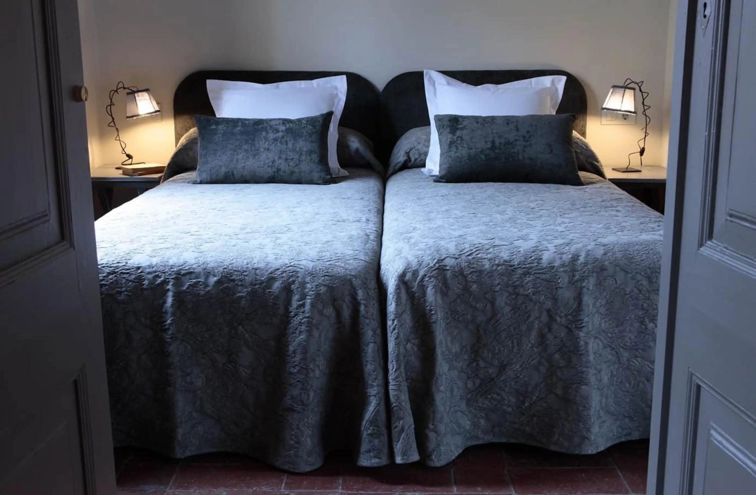 Bed in BYPILLOW Cluc Begur