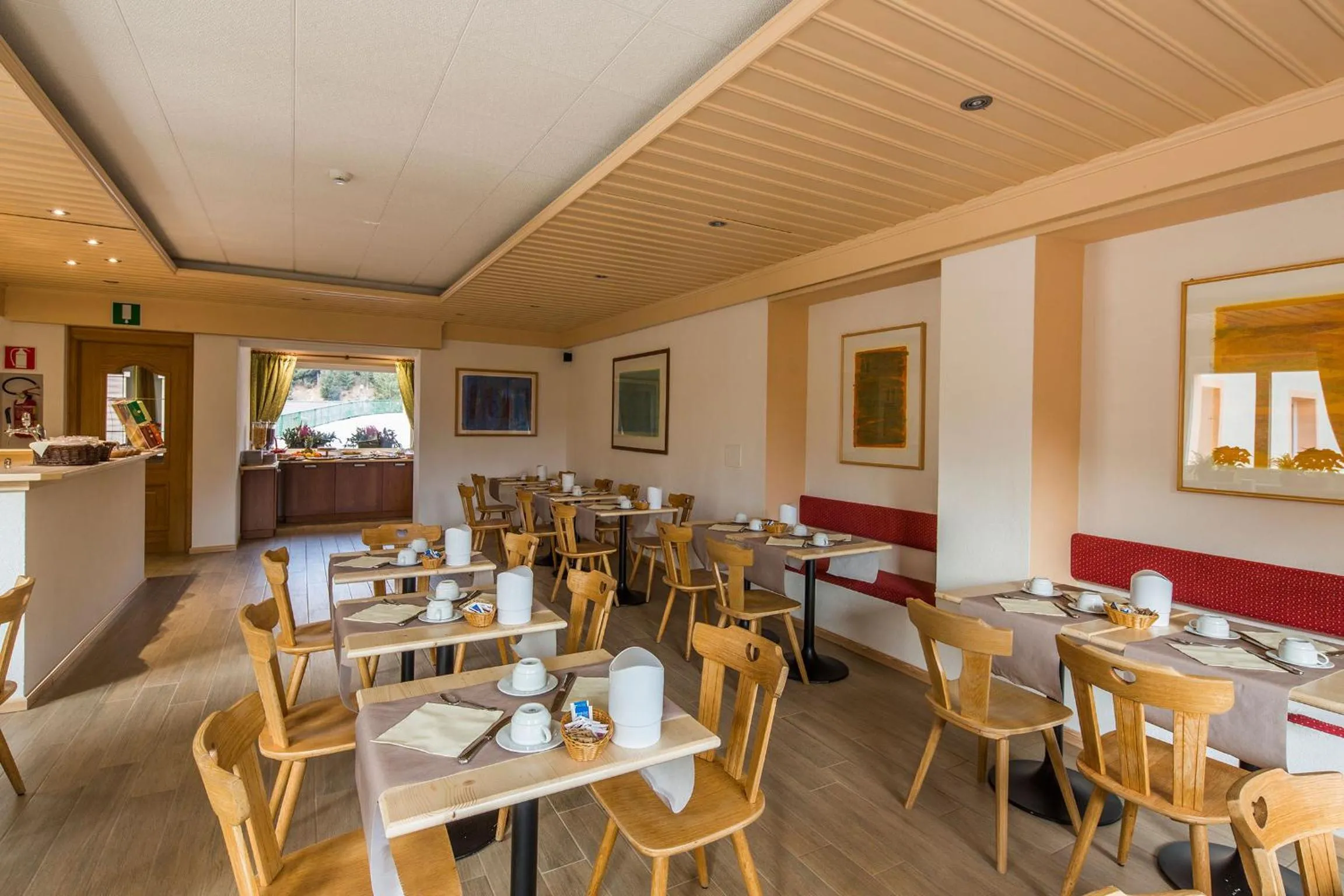 Restaurant/places to eat in Garni Bellavista