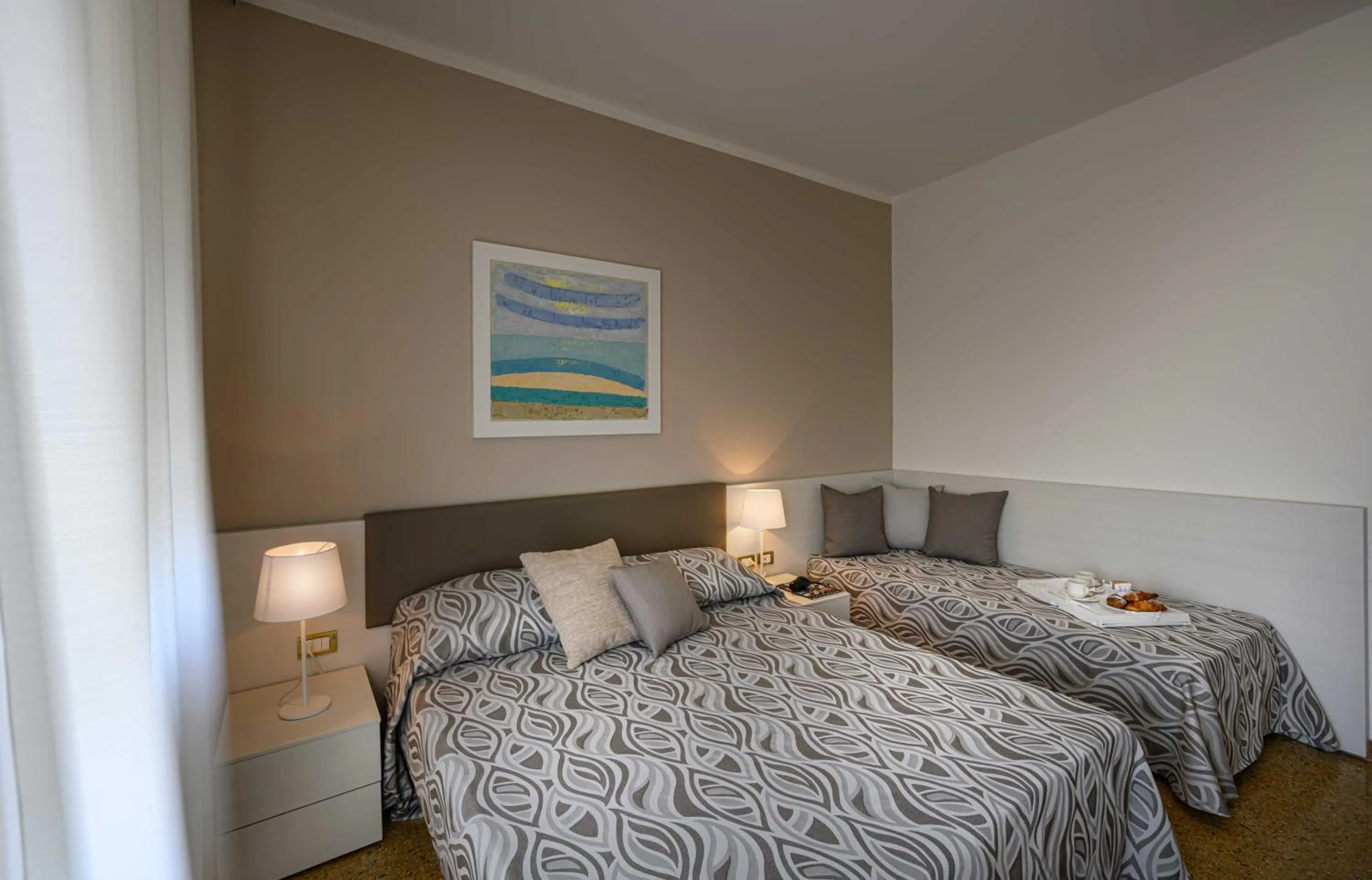 Bedroom, Bed in Hotel Astoria