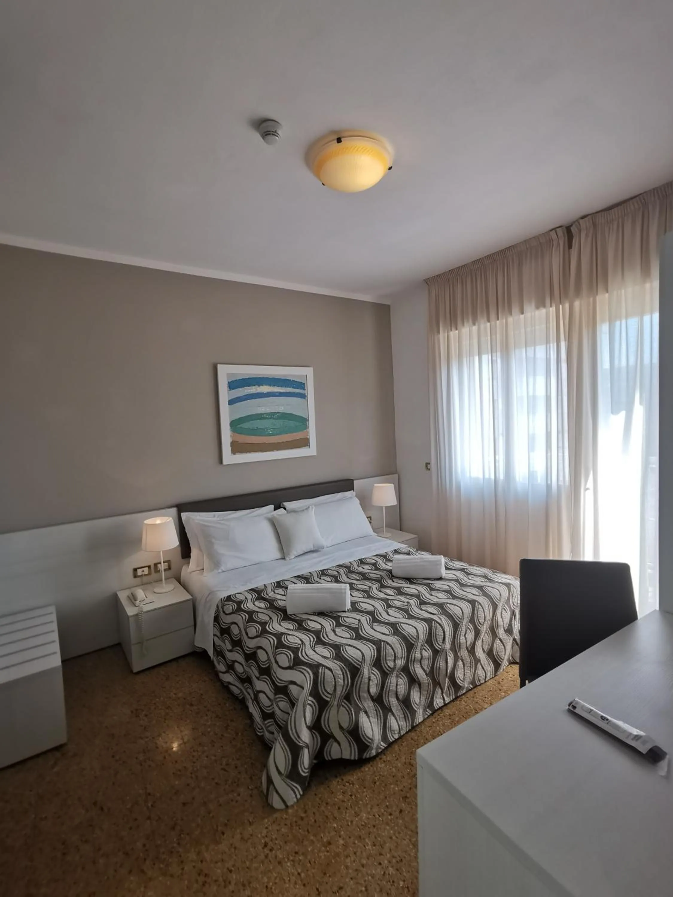 Bed in Hotel Astoria