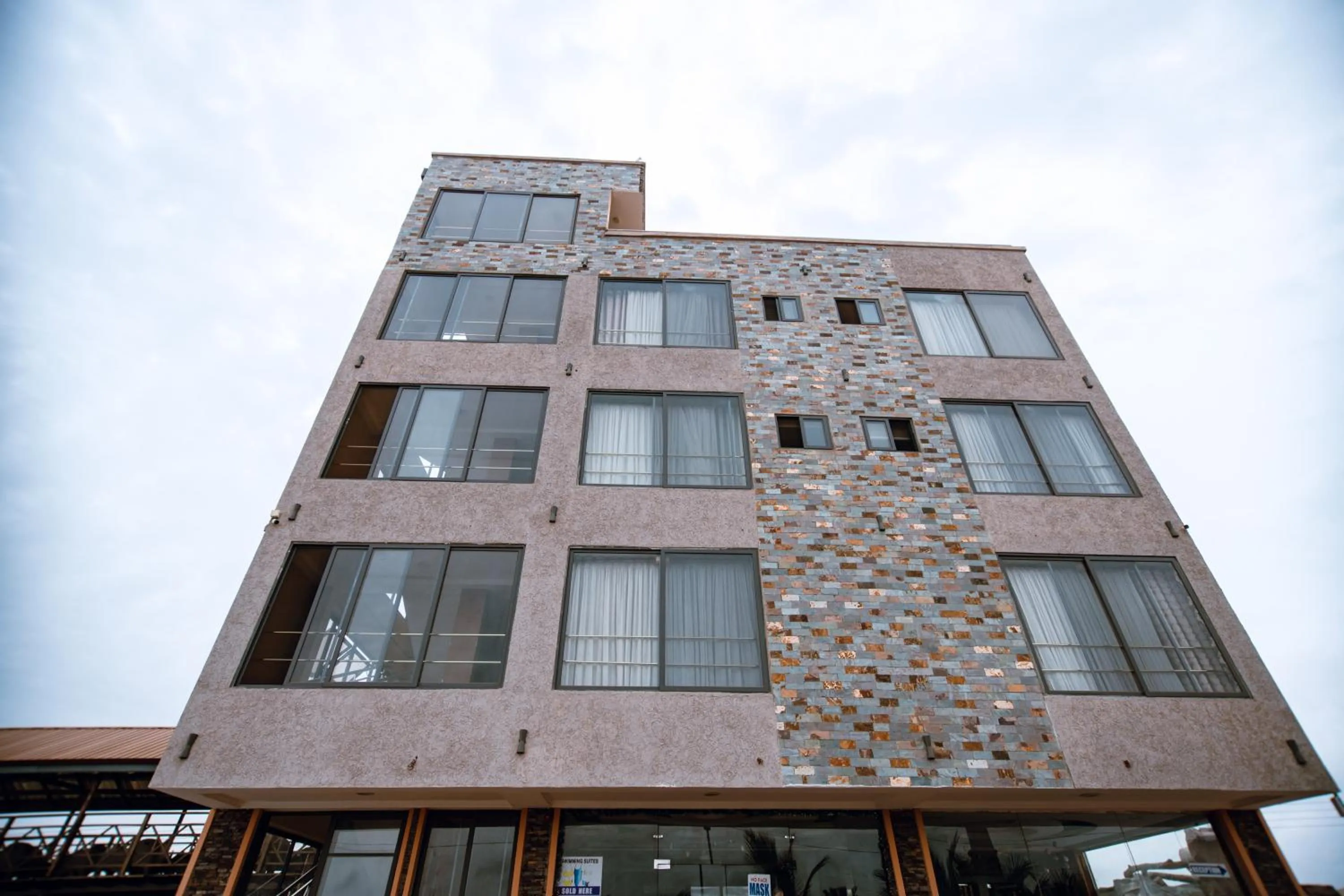 Property building in PLUS 33 HOTEL