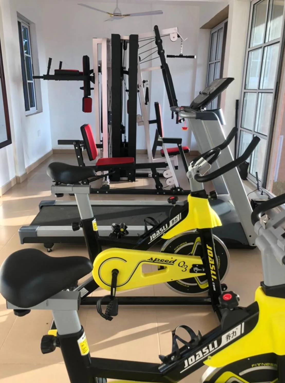 Fitness centre/facilities in PLUS 33 HOTEL