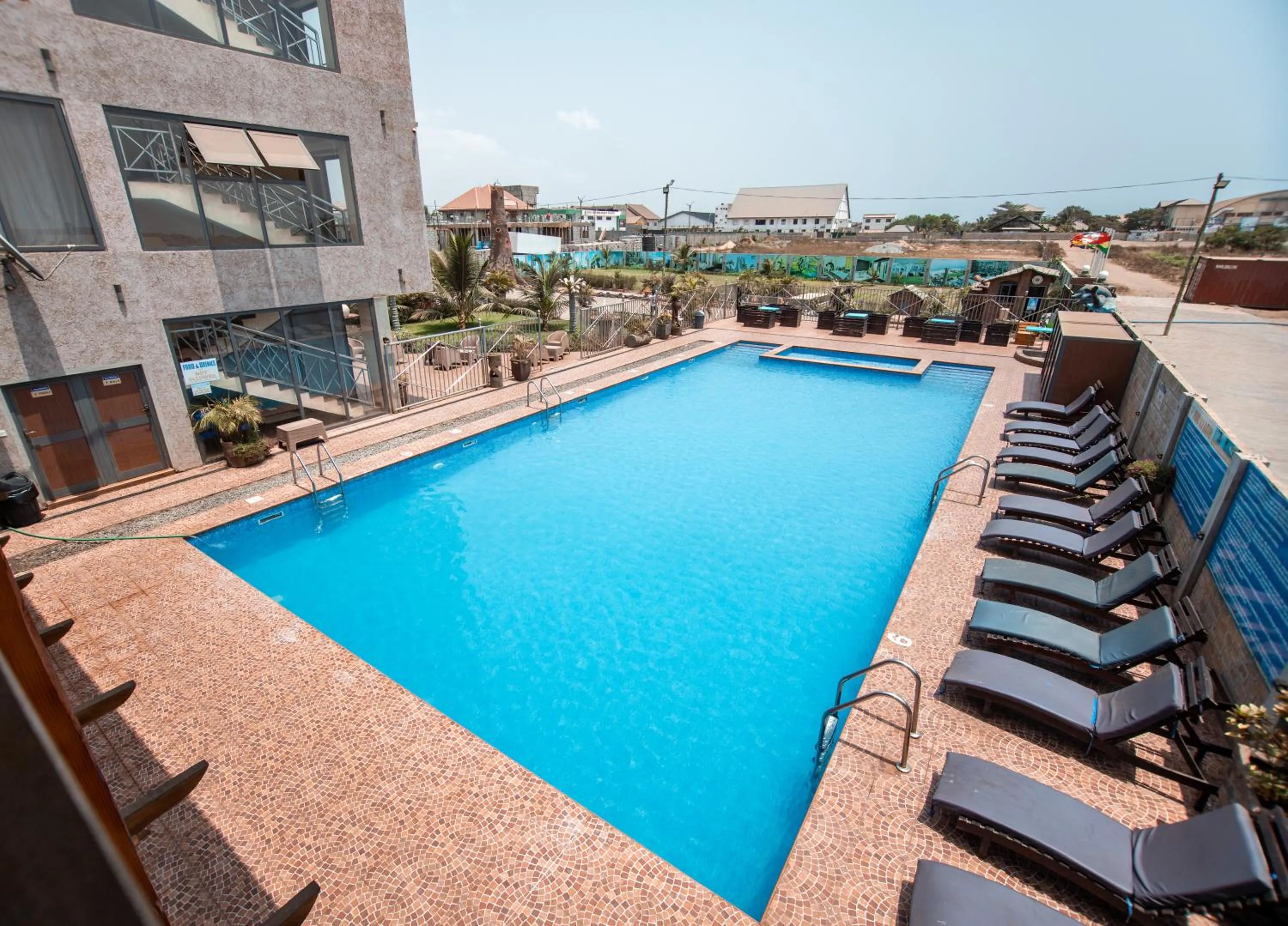 Day in PLUS 33 HOTEL