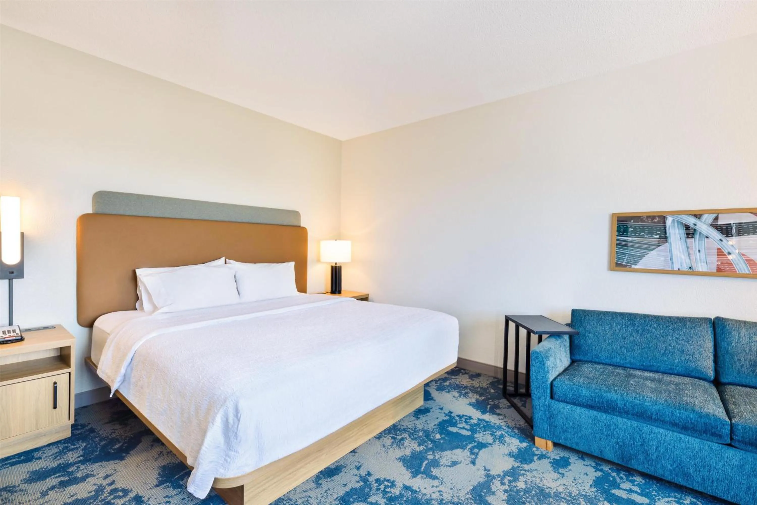 Living room, Bed in Hampton Inn Lawrenceville Duluth