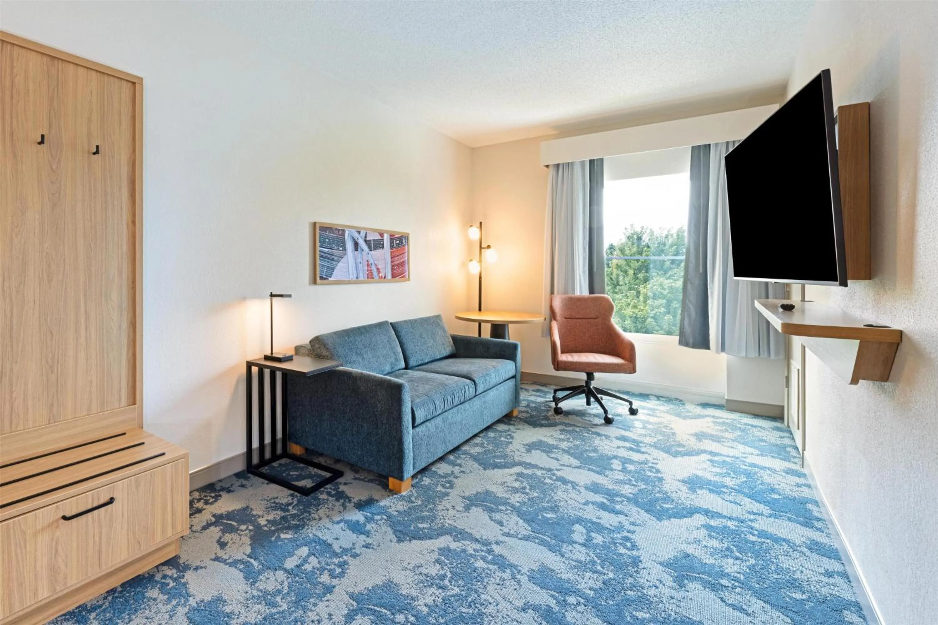 Living room in Hampton Inn Lawrenceville Duluth