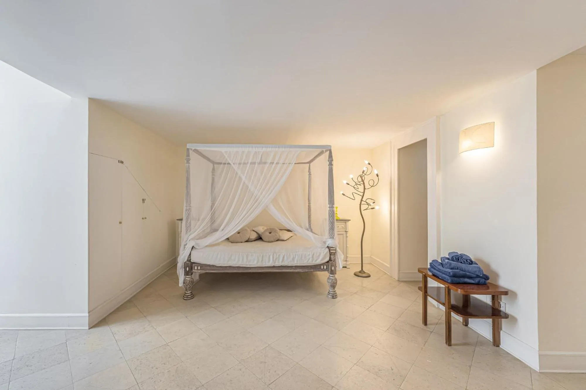 Living room, Bed in Casa Bormioli - Maison de Charme
