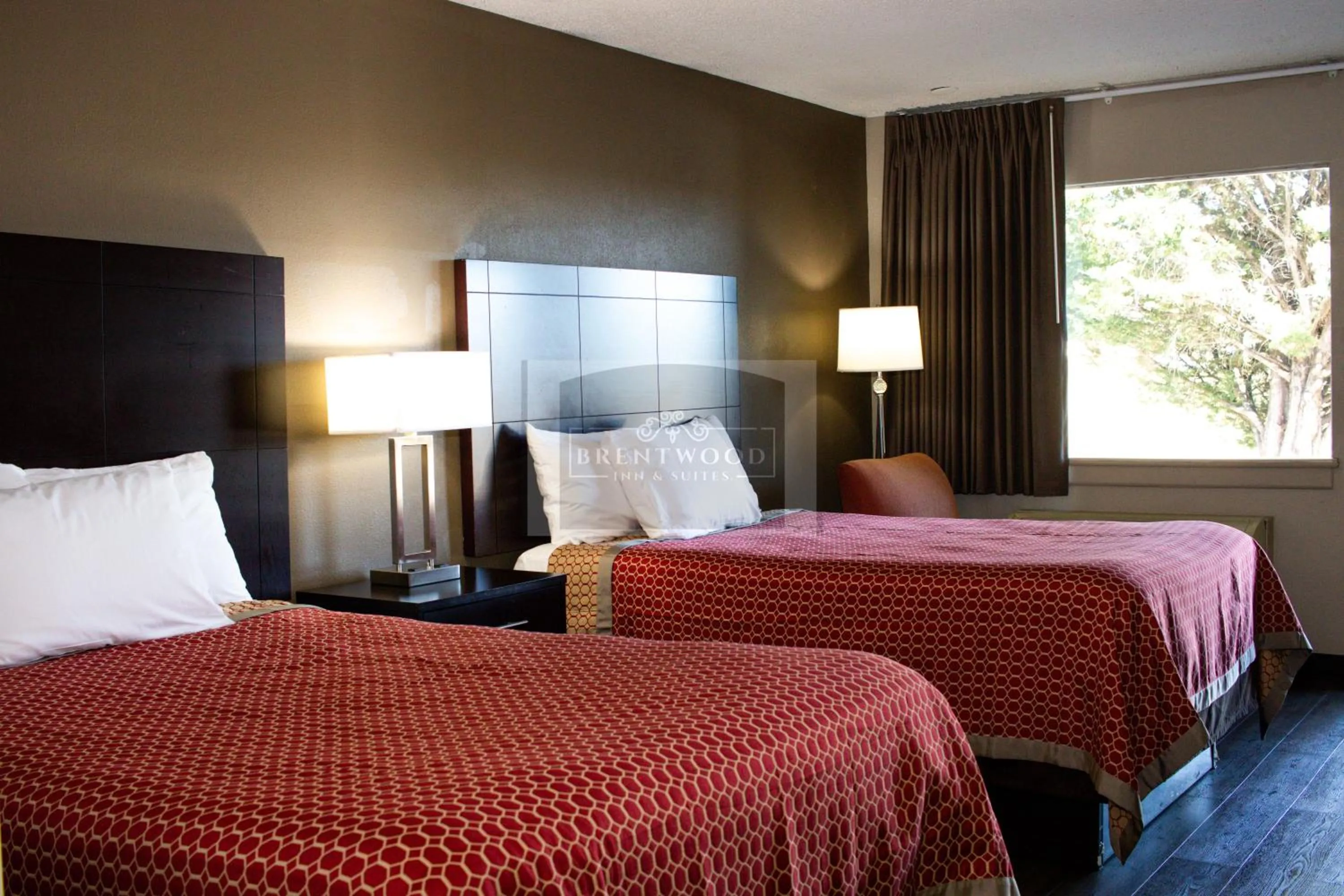 Bed in Brentwood inn & Suites - Lynchburg