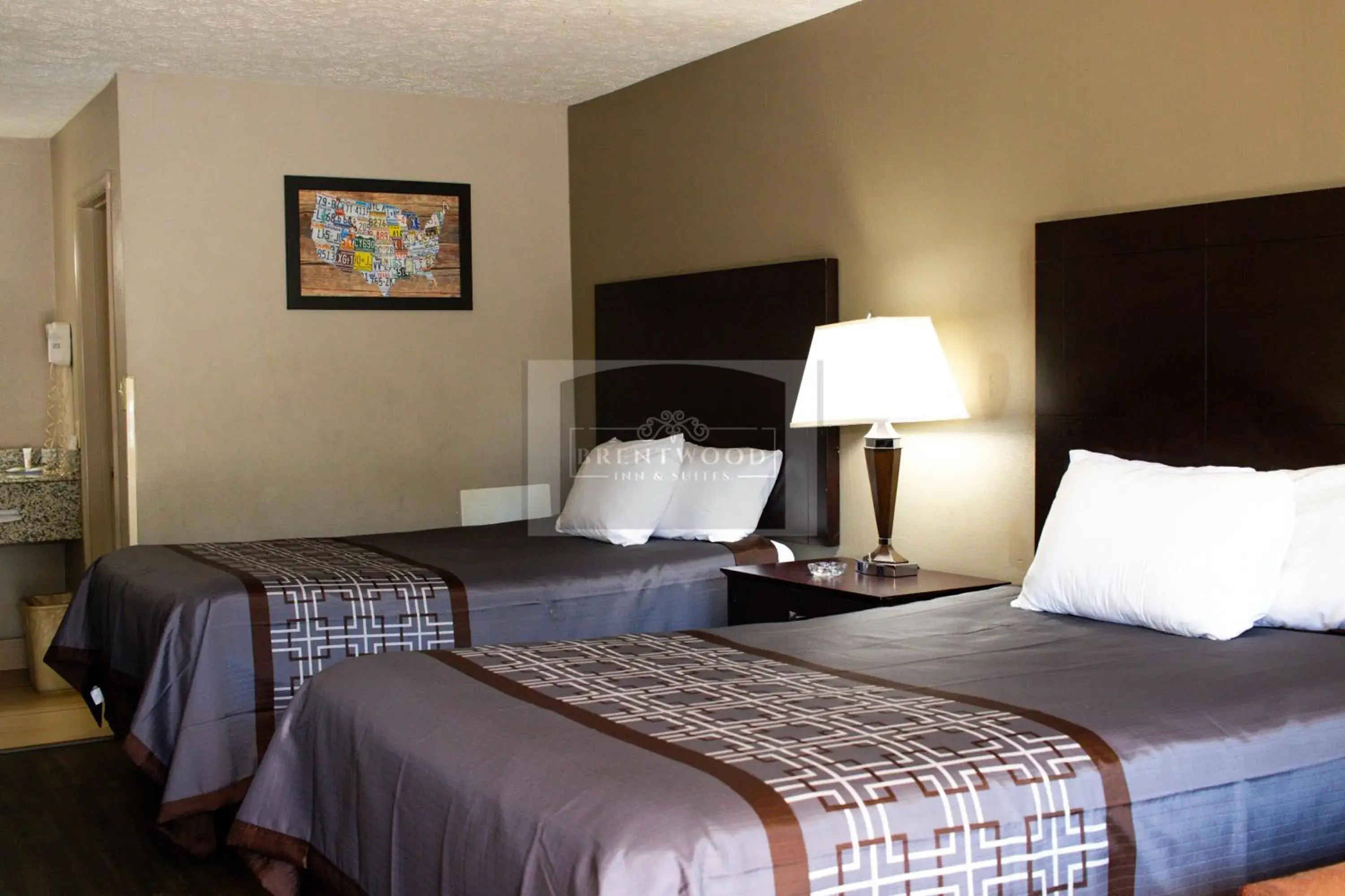 Double Room with Two Double Beds - Non-Smoking/Upper Floor in Brentwood inn & Suites - Lynchburg Double Room with Two Double Beds - Non-Smoking/Upper Floor in Brentwood inn & Suites - Lynchburg