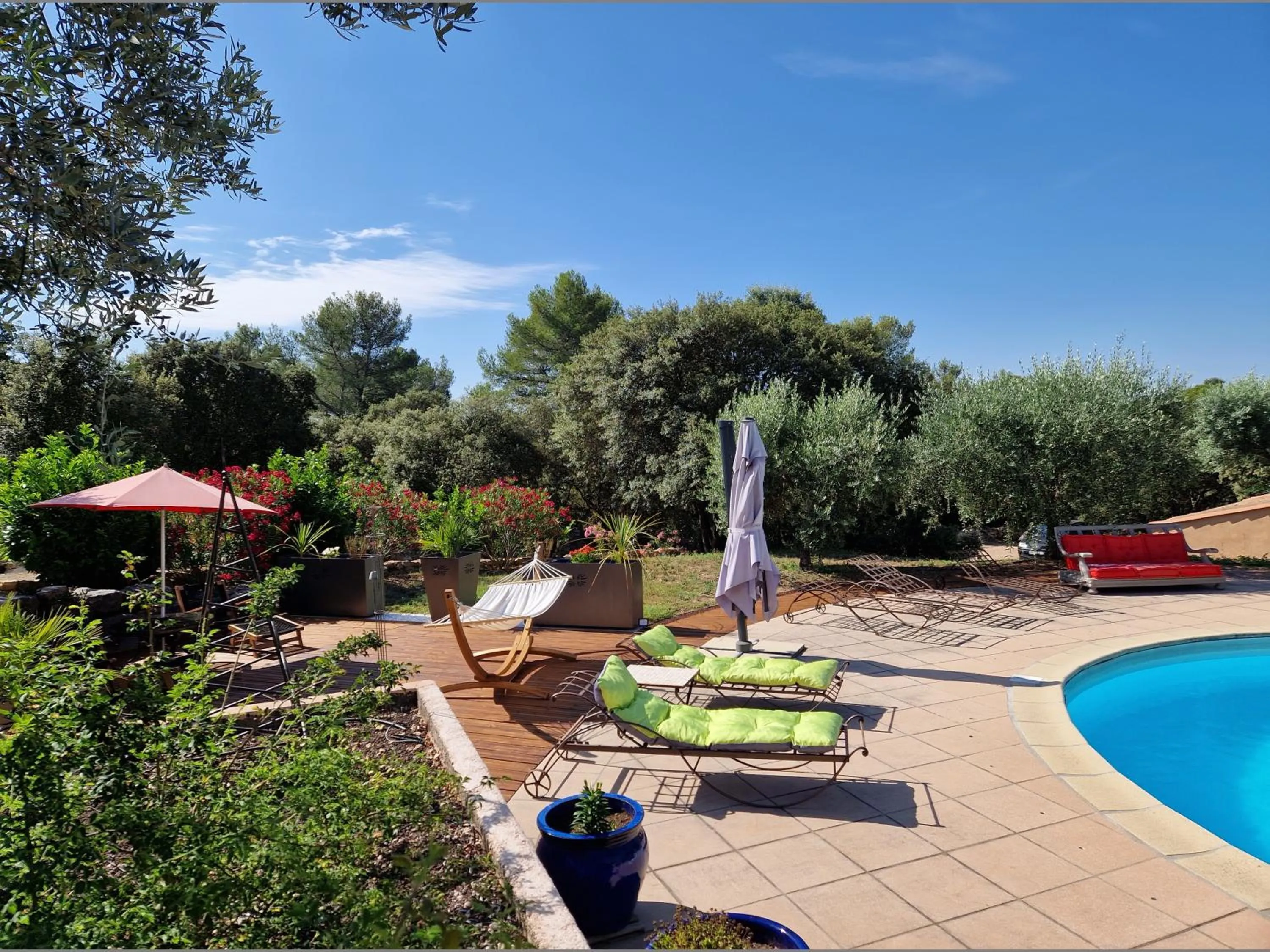 Le Petit Coin de Paradis