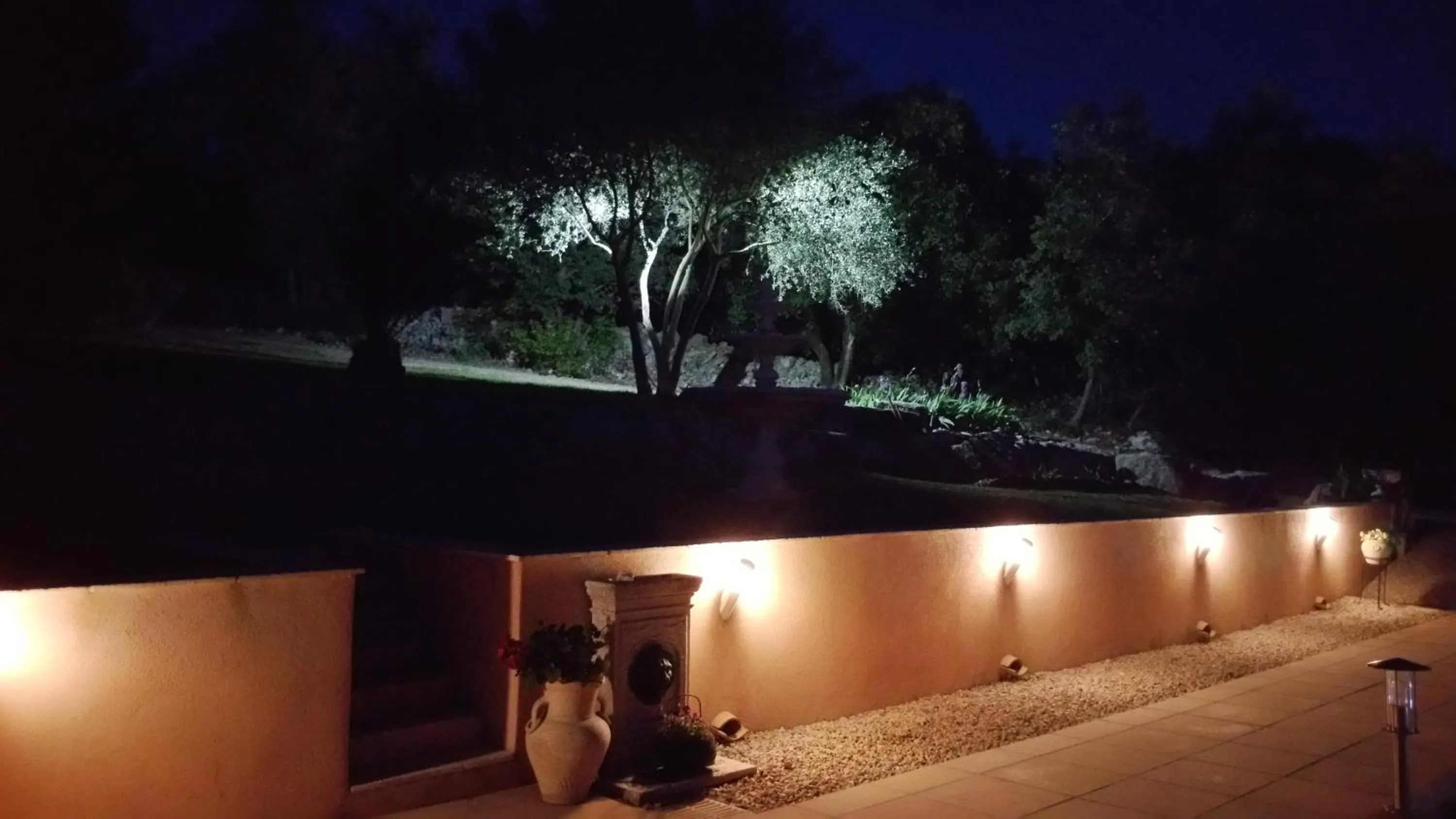 Le Petit Coin de Paradis