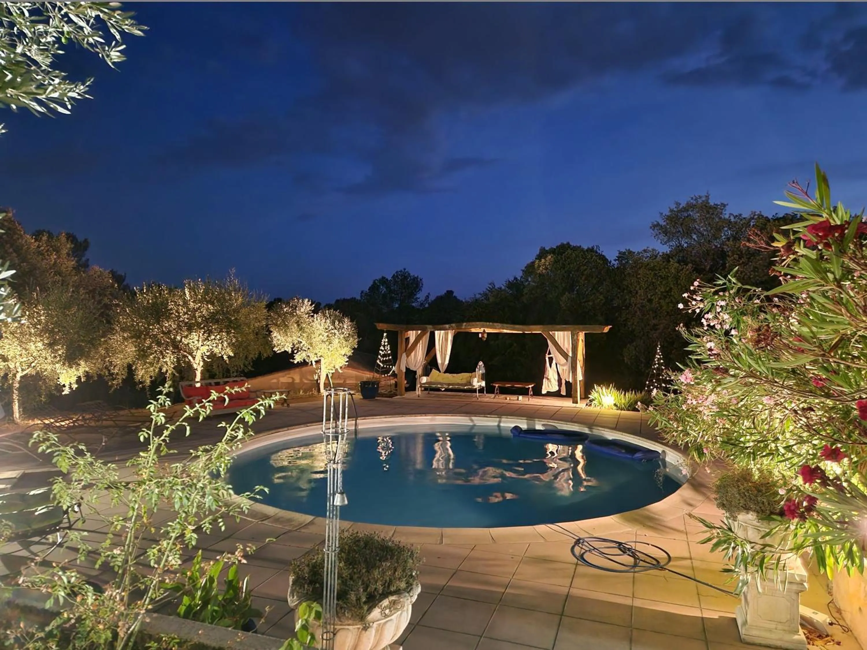 Le Petit Coin de Paradis