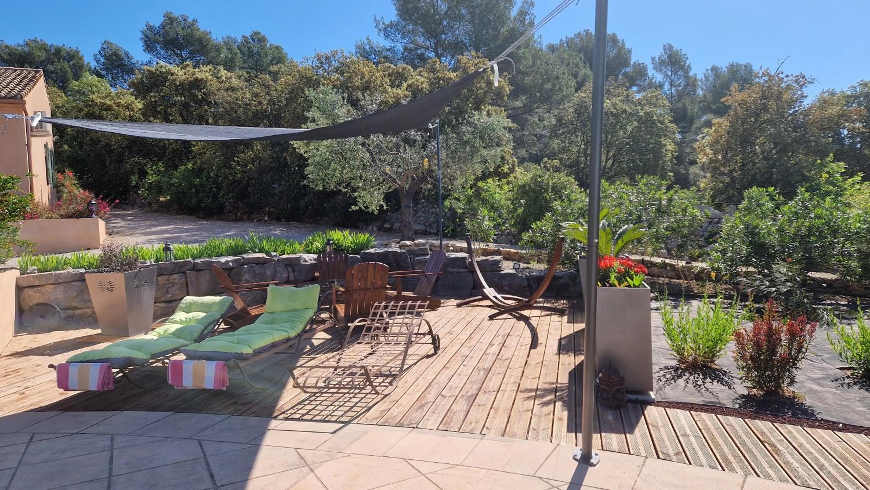 Le Petit Coin de Paradis