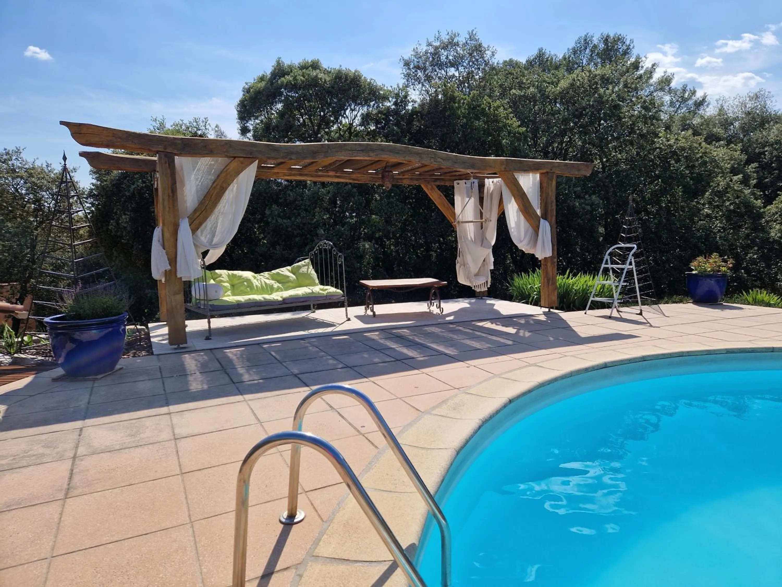 Le Petit Coin de Paradis