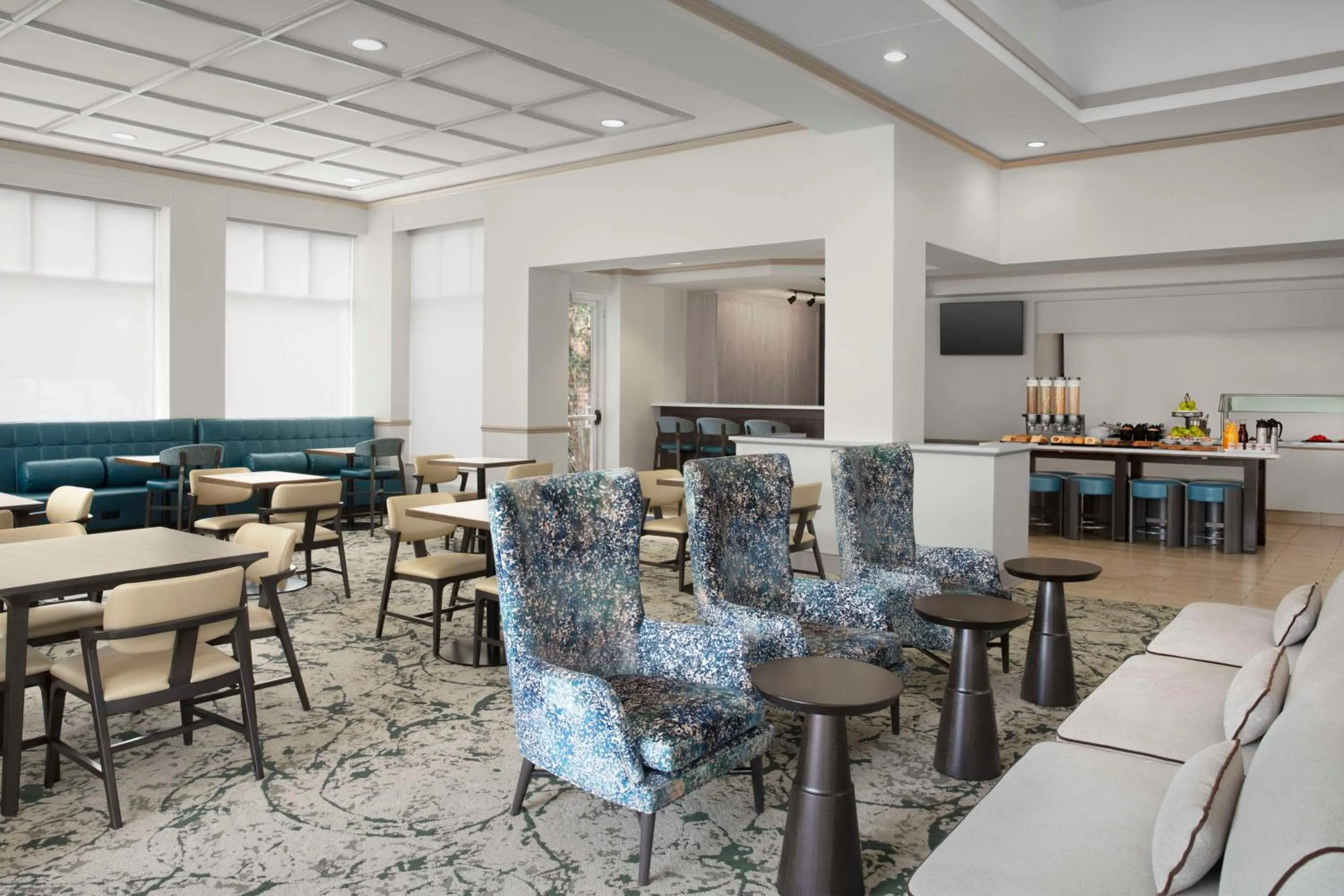 Breakfast in Hilton Garden Inn Hoffman Estates