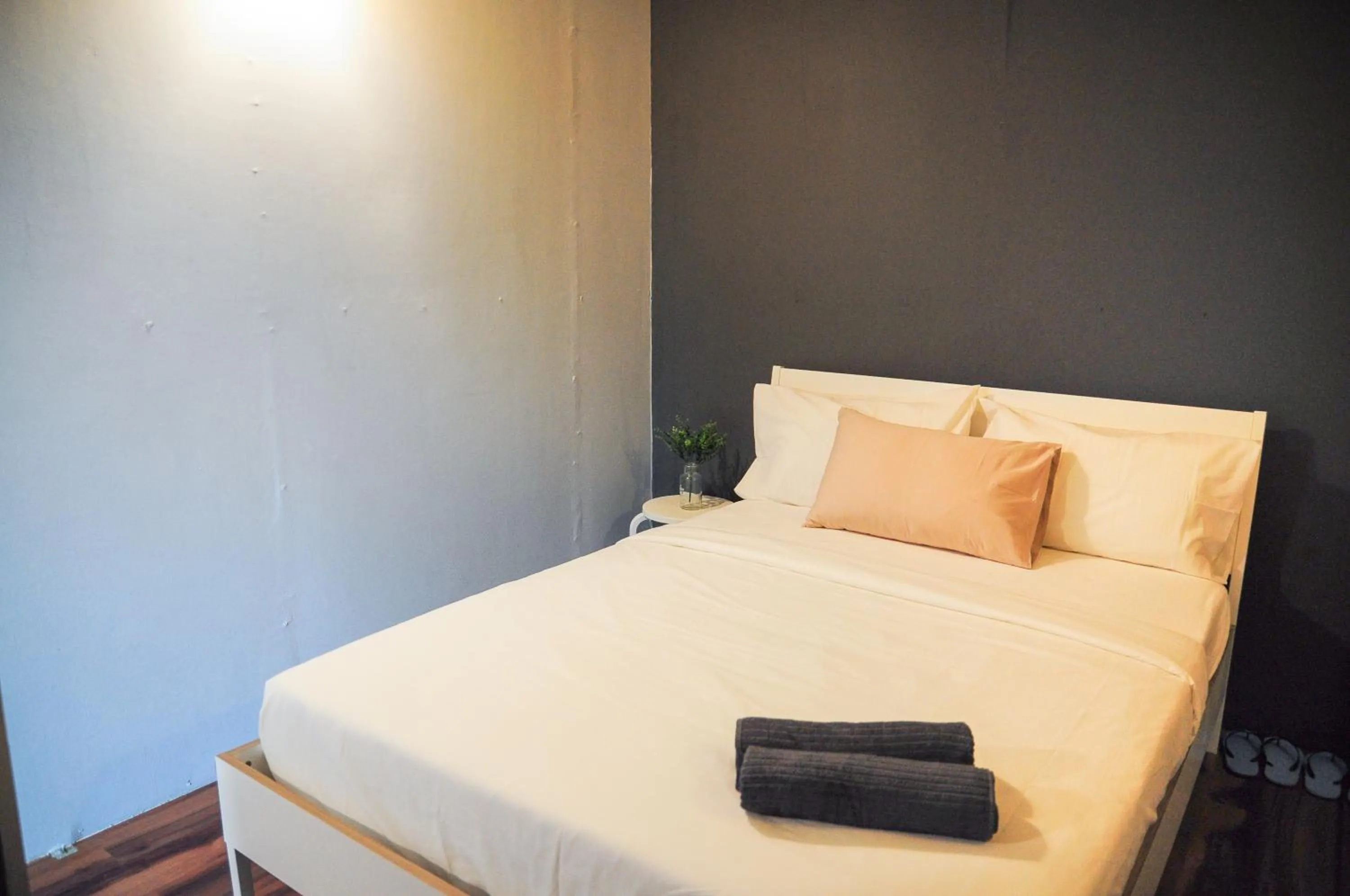 Bed in GRAYHAUS SOHO Ipoh