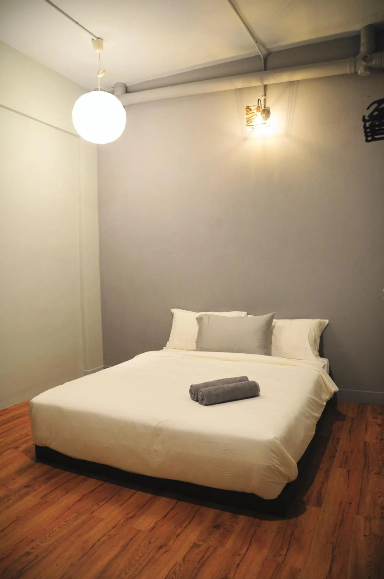 Bed in GRAYHAUS SOHO Ipoh