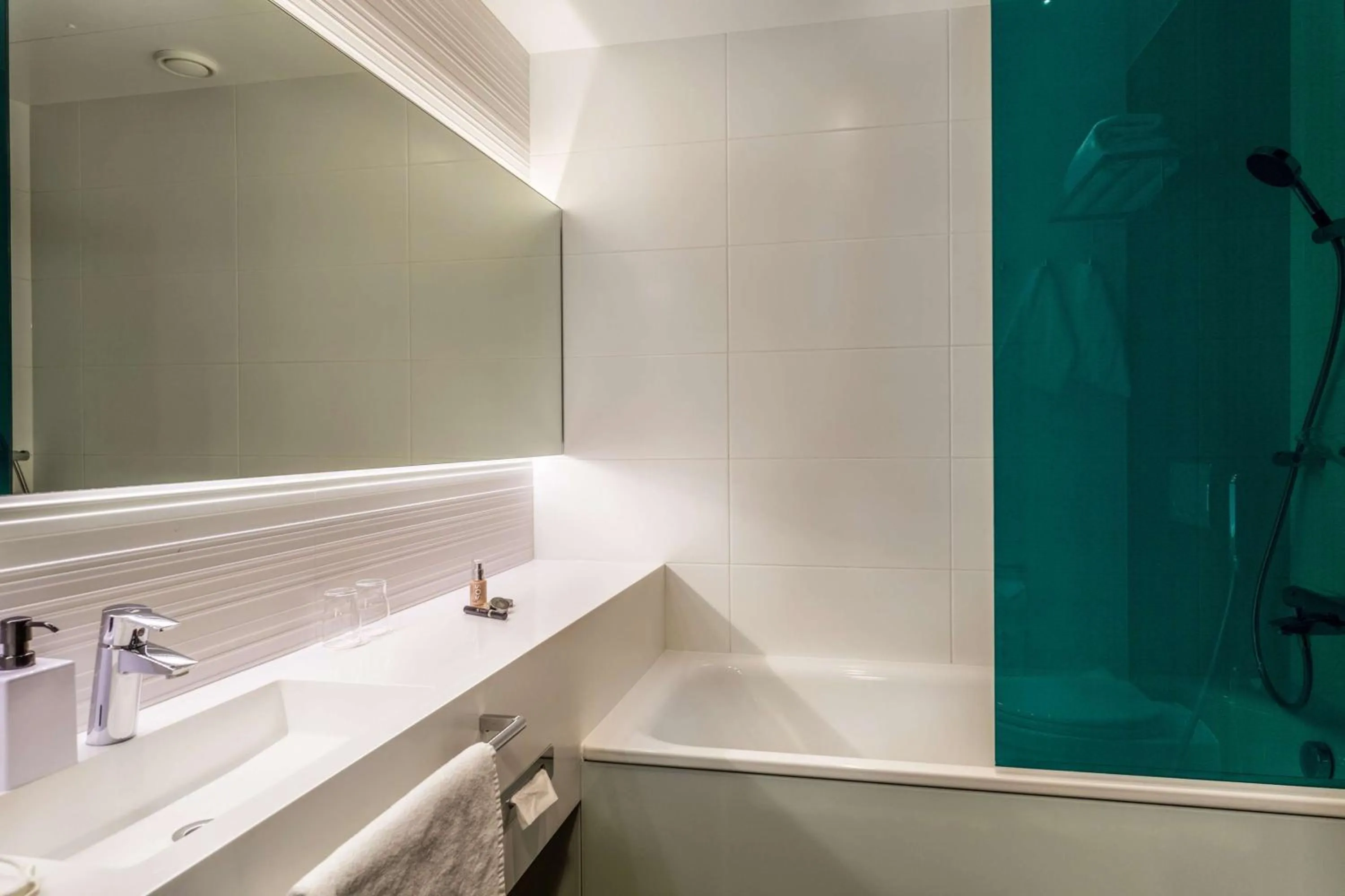 Bathroom in Scandic Tampere Station