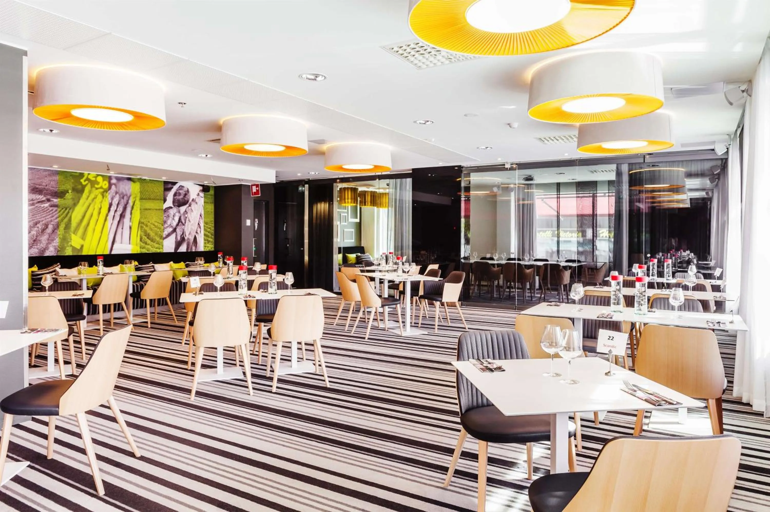 Restaurant/places to eat in Scandic Tampere Station