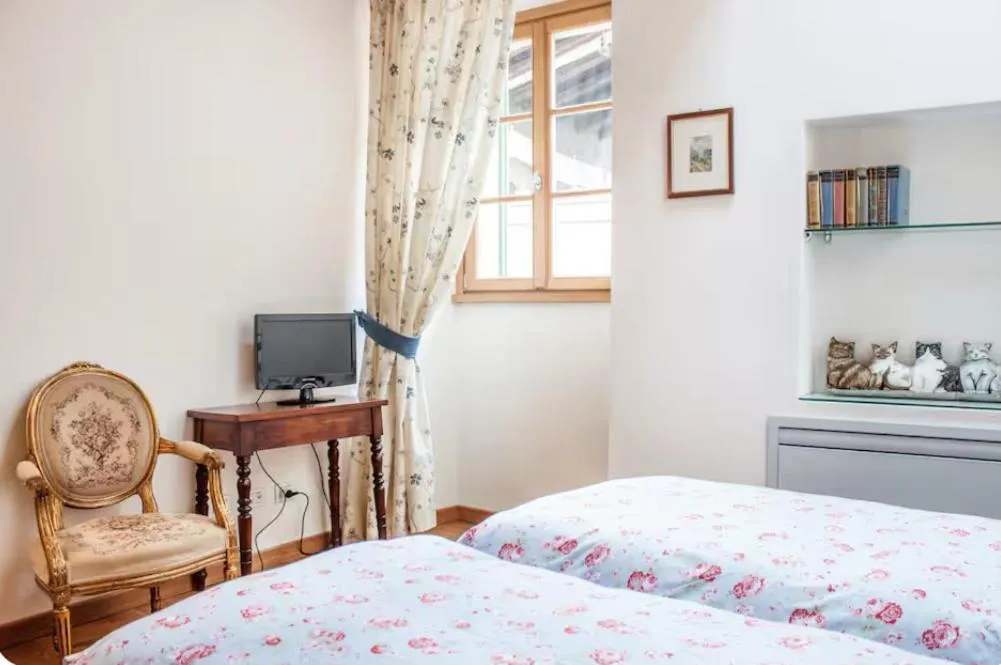 Bed in Alla Torre del Barbarossa B&B FORESTERIA