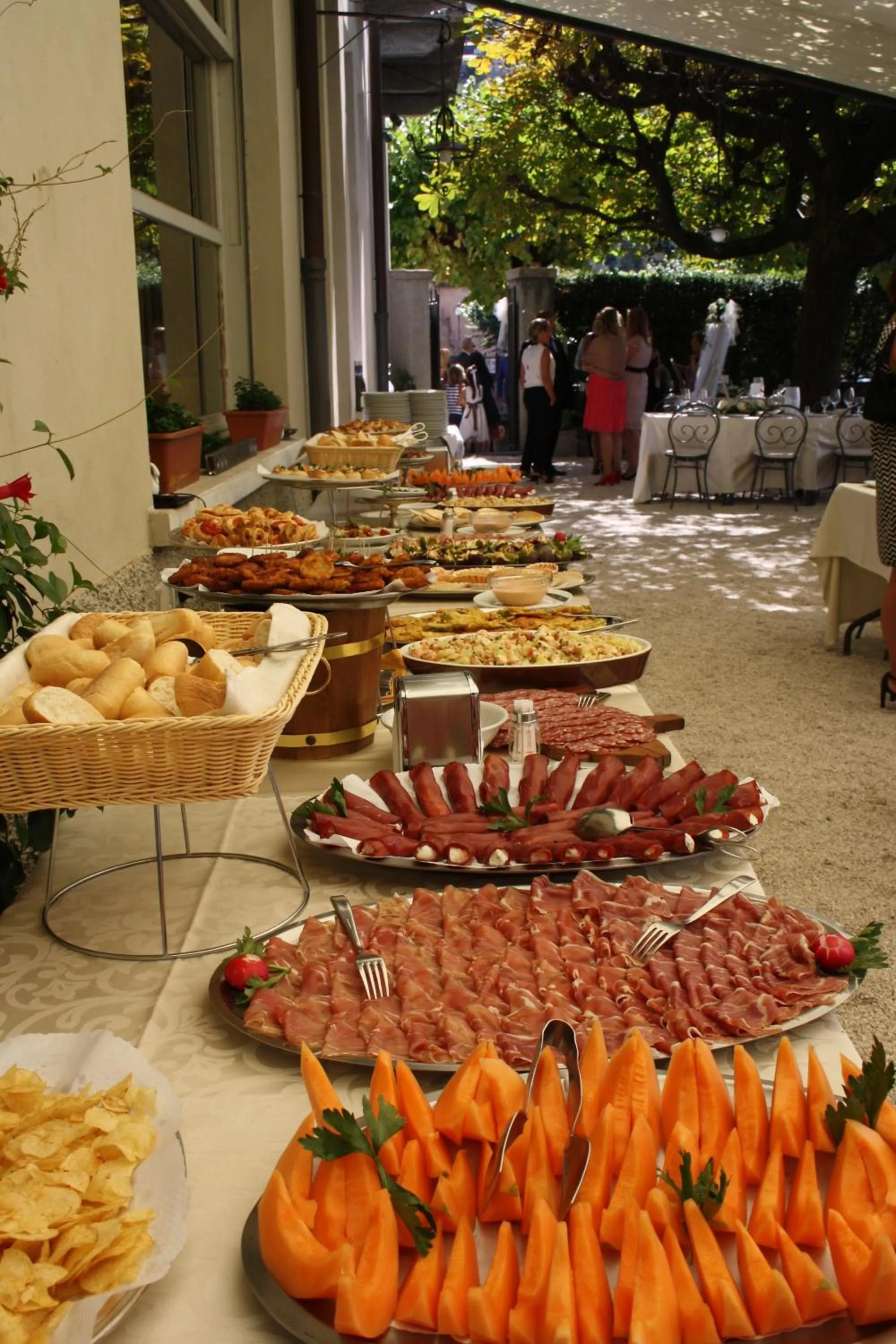 Restaurant/places to eat in Hotel Vapore