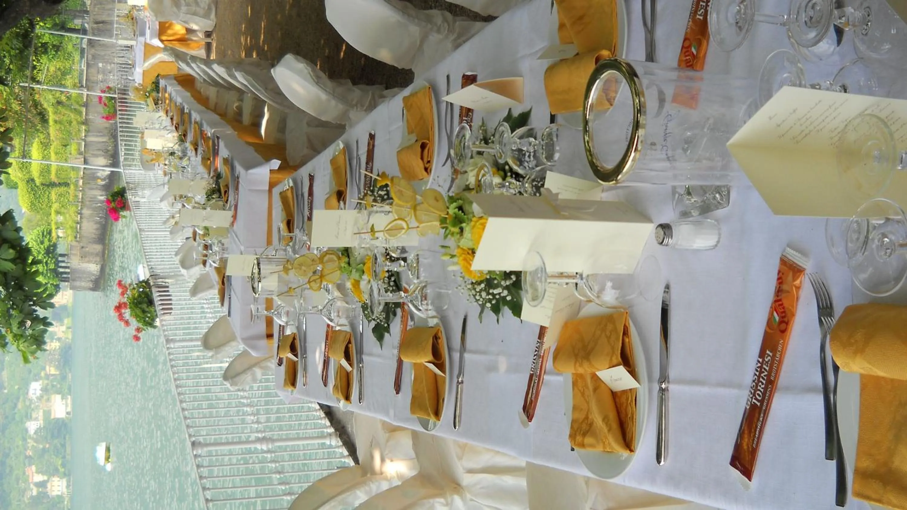 Restaurant/places to eat in Hotel Vapore