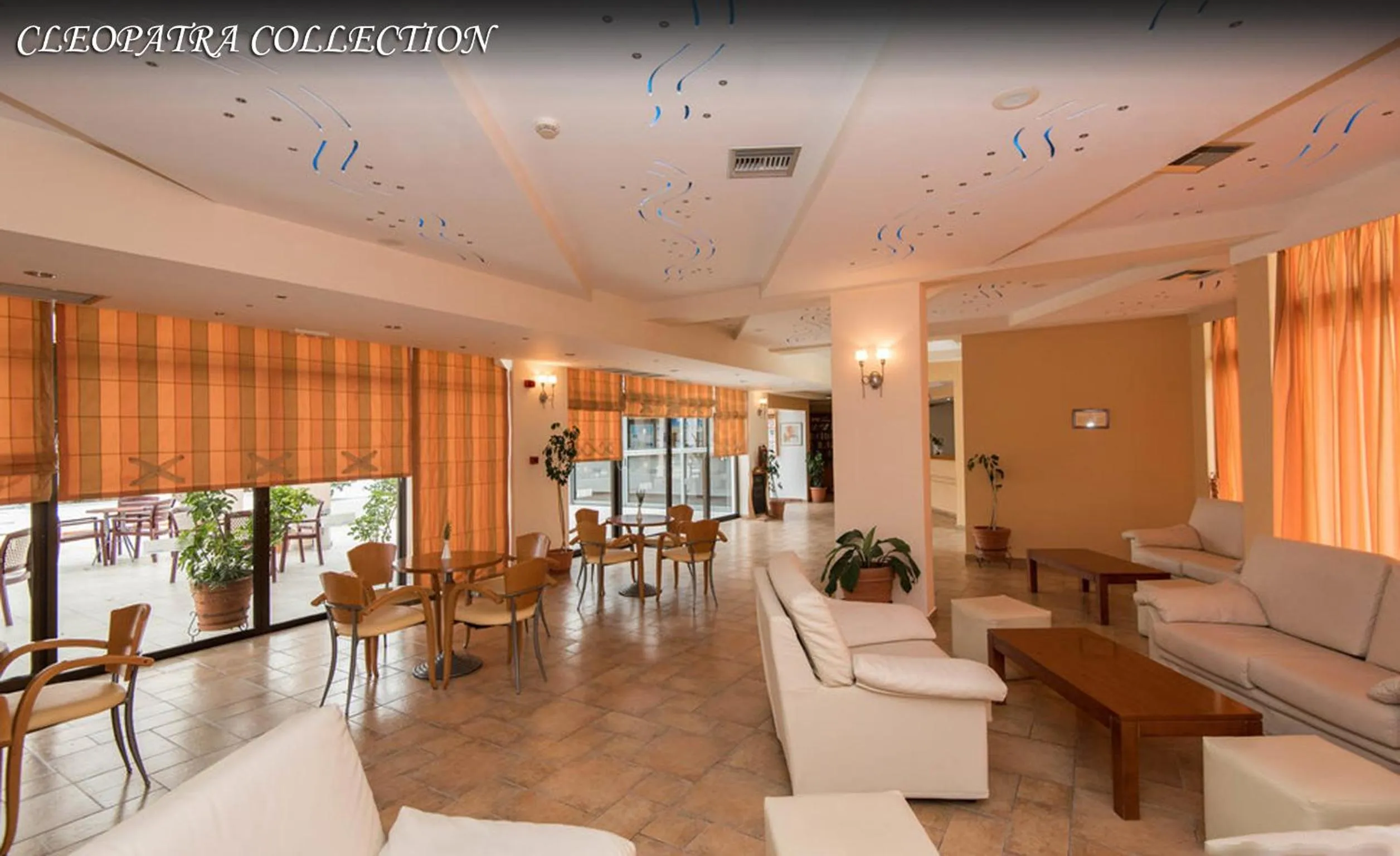 Communal lounge/ TV room in Cleopatra Superior