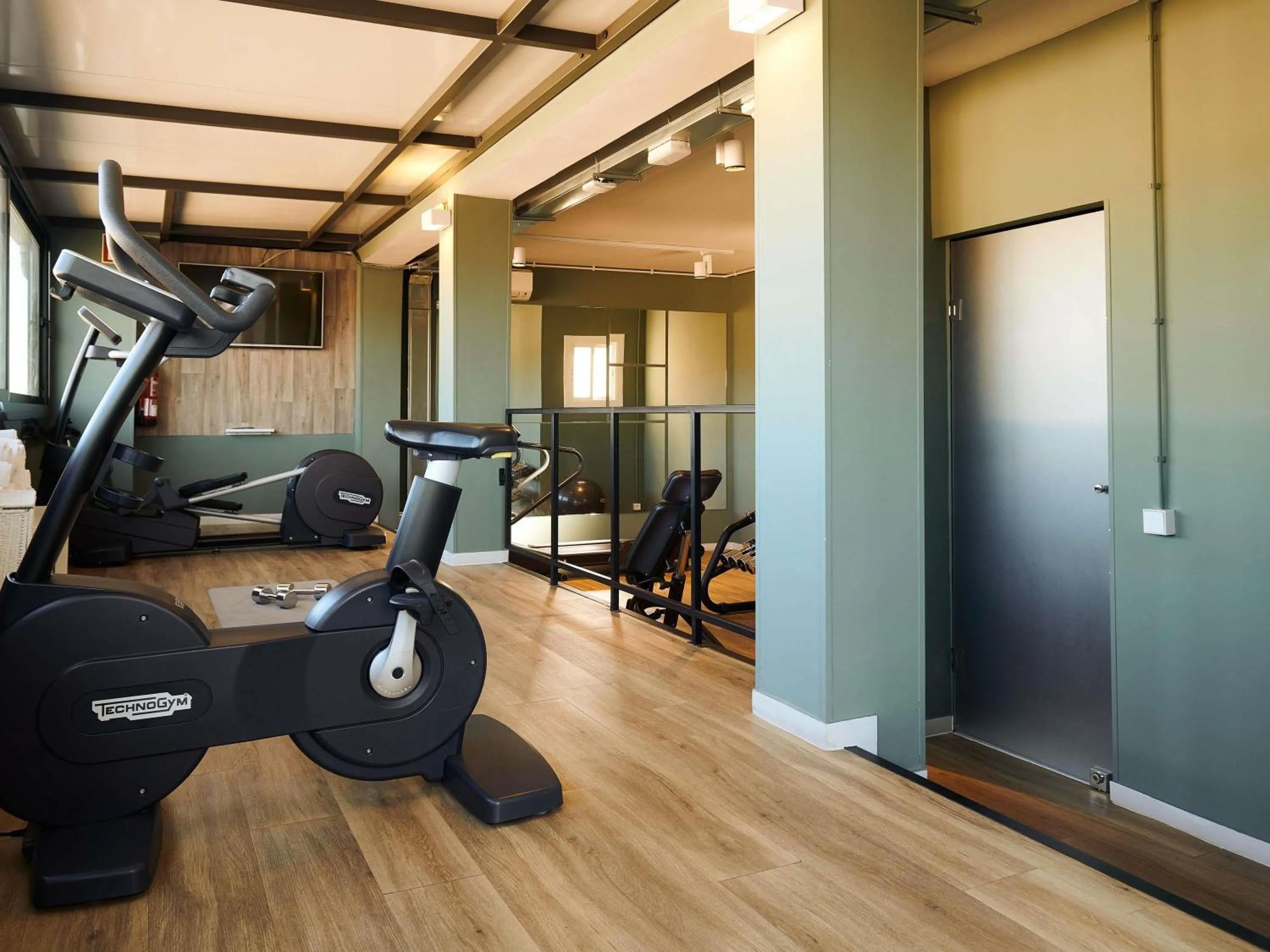 Fitness centre/facilities in Mercure Barcelona Condor