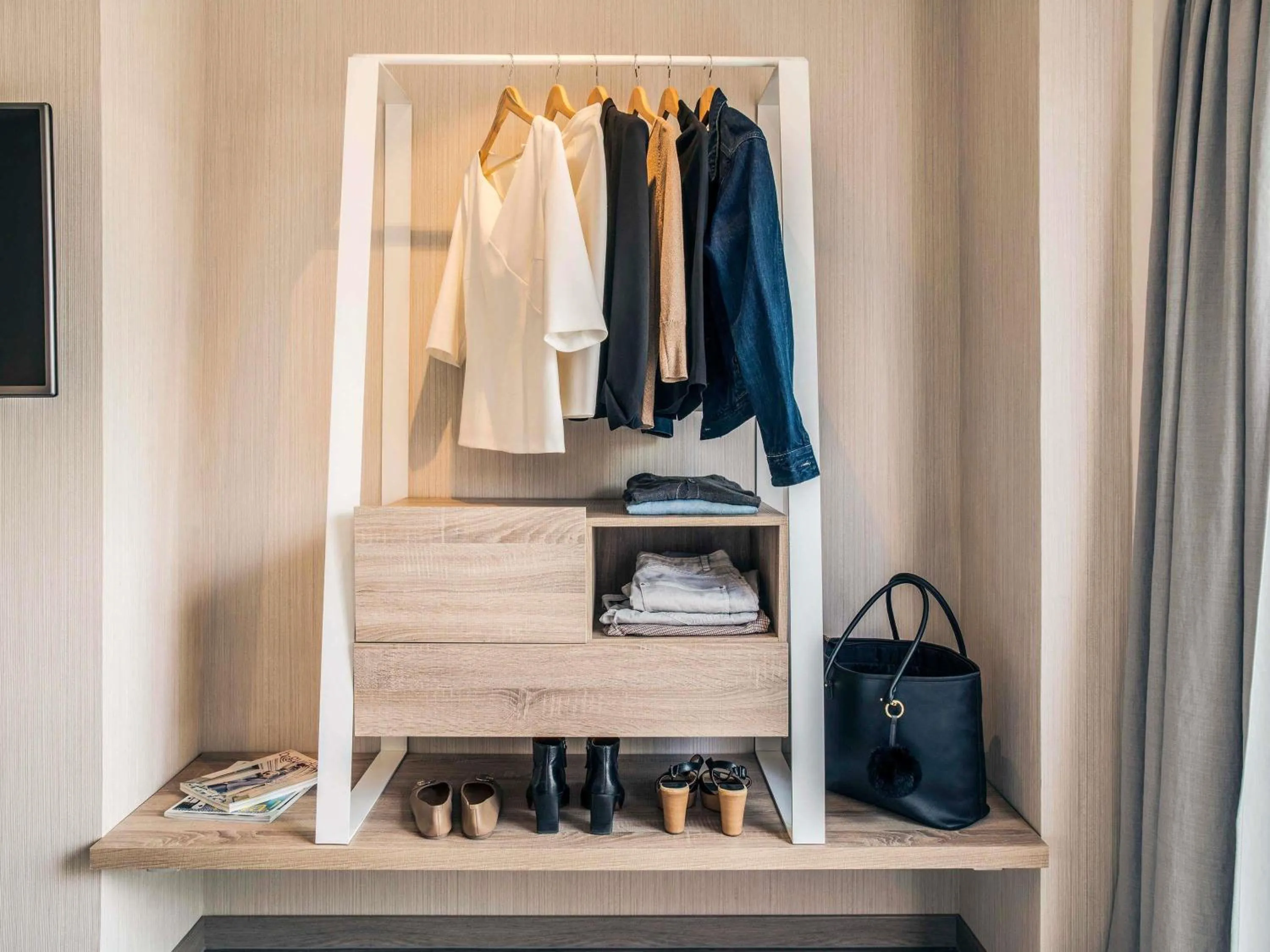 Bedroom in Mercure Barcelona Condor