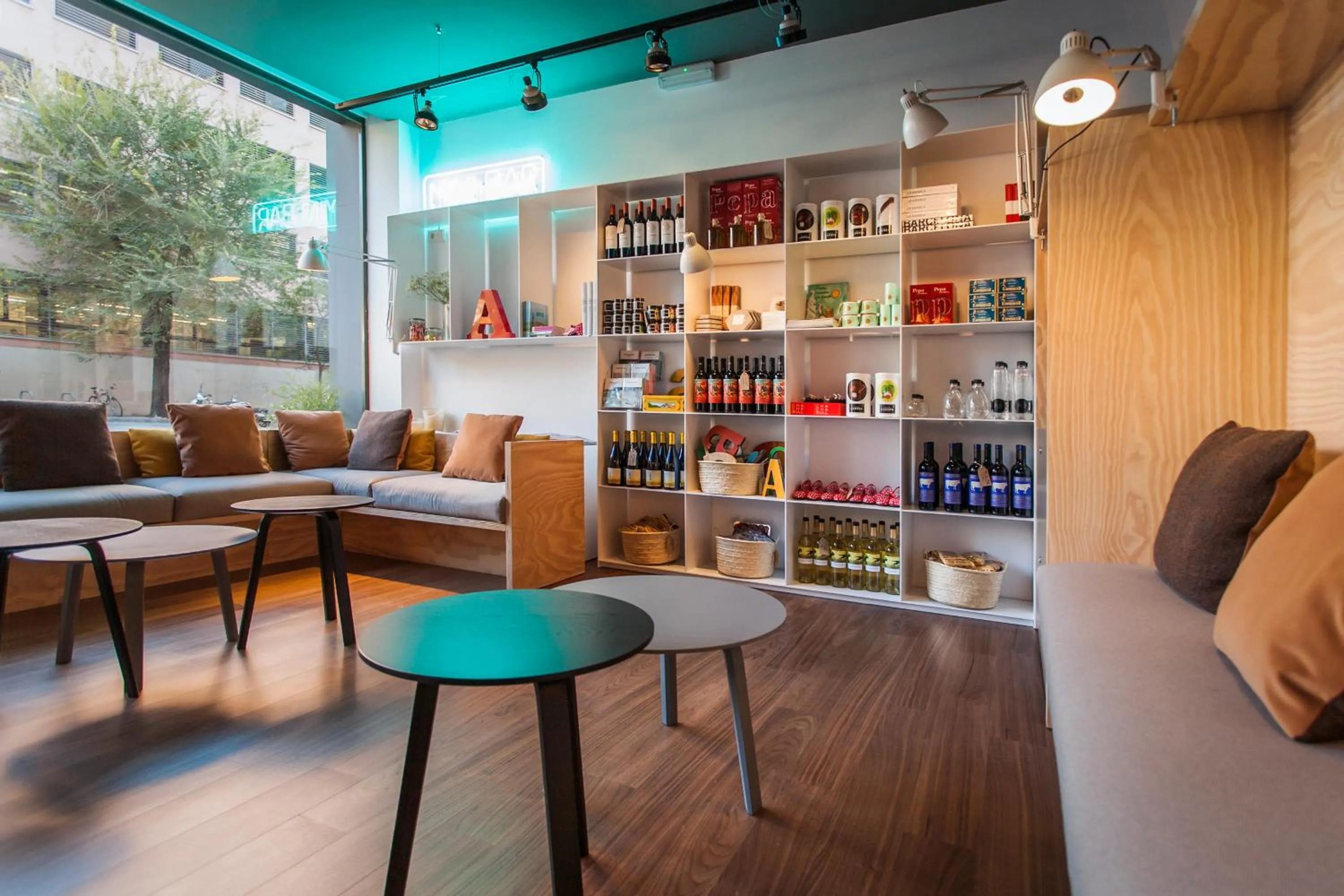 Lobby or reception in Mercure Barcelona Condor