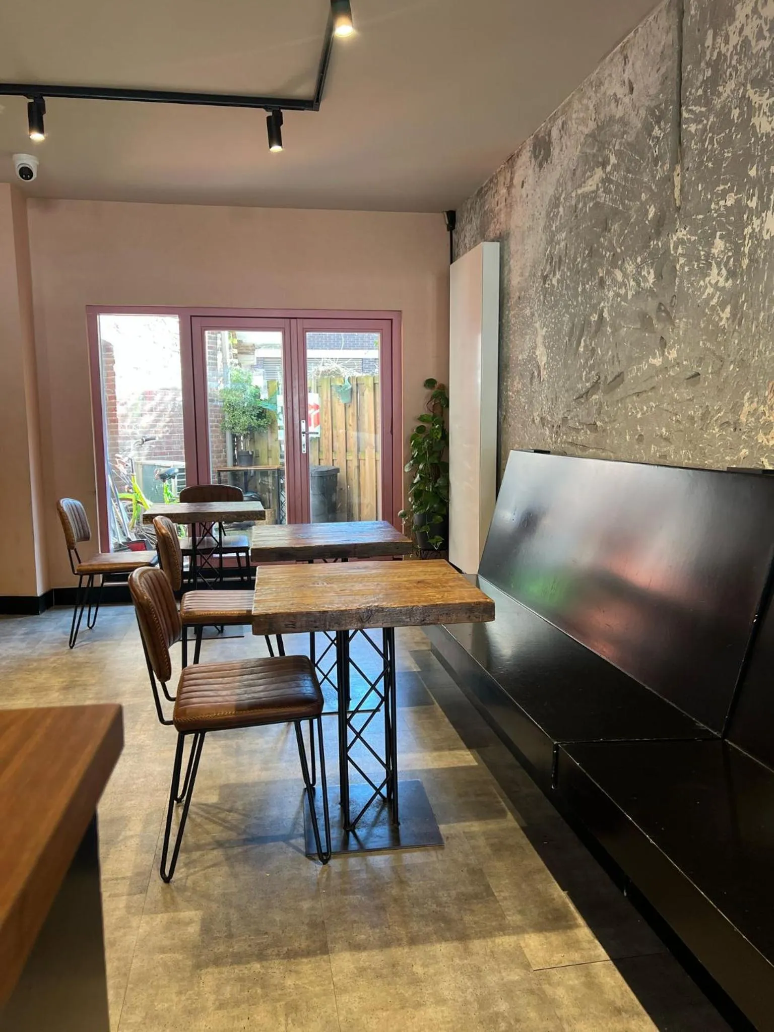 Lobby or reception in Amigo Budget Hotel