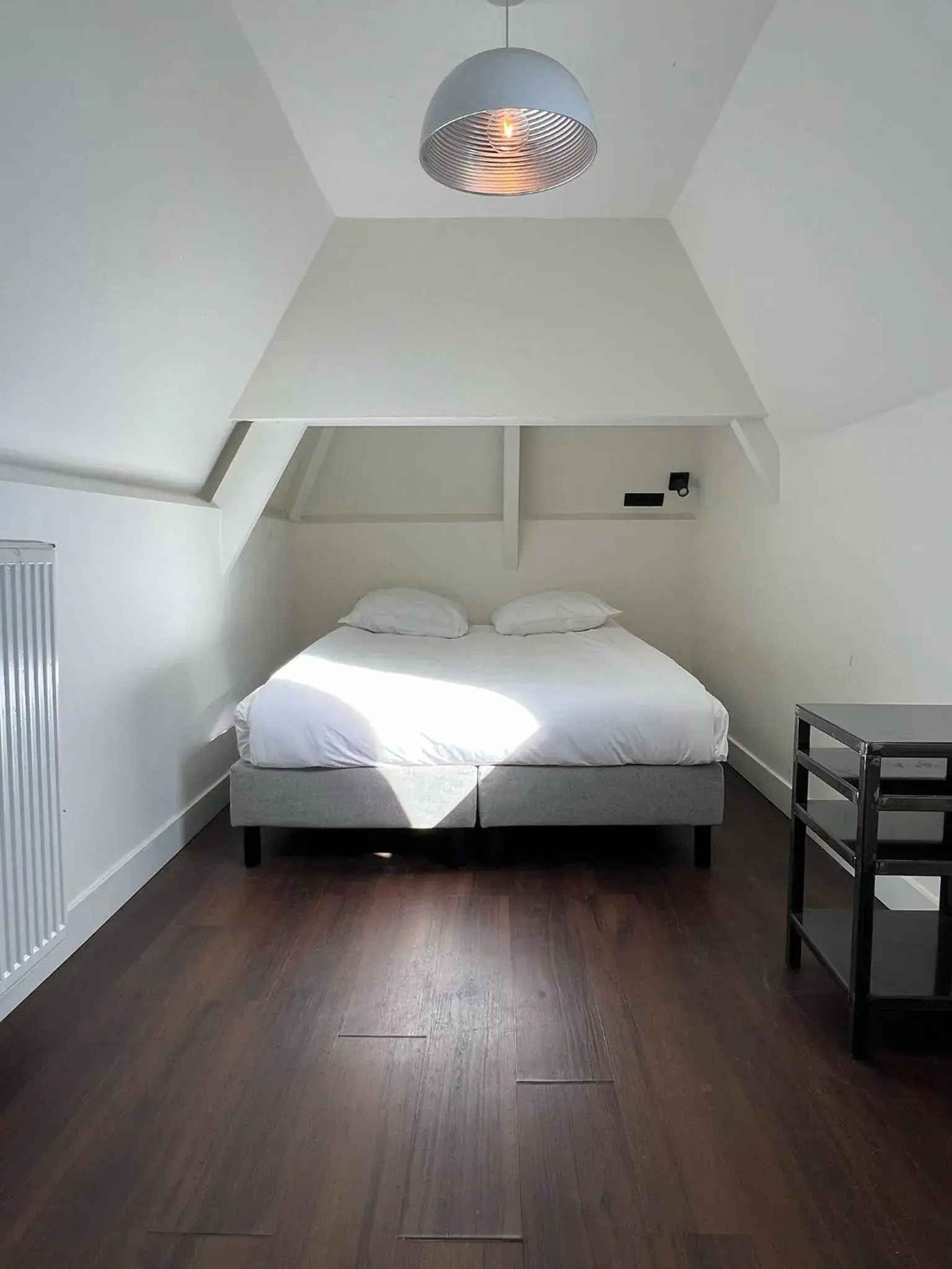 Double Room with Shared Bathroom in Amigo Budget Hotel Double Room with Shared Bathroom in Amigo Budget Hotel