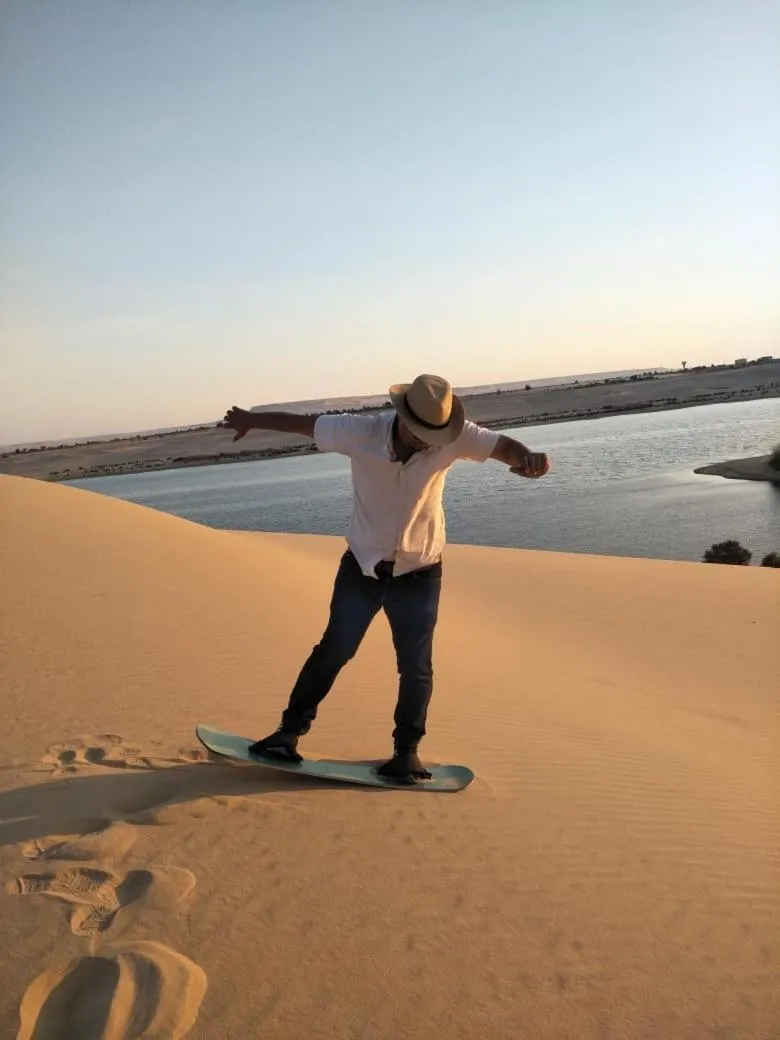 Skiing in H100 Pyramids View