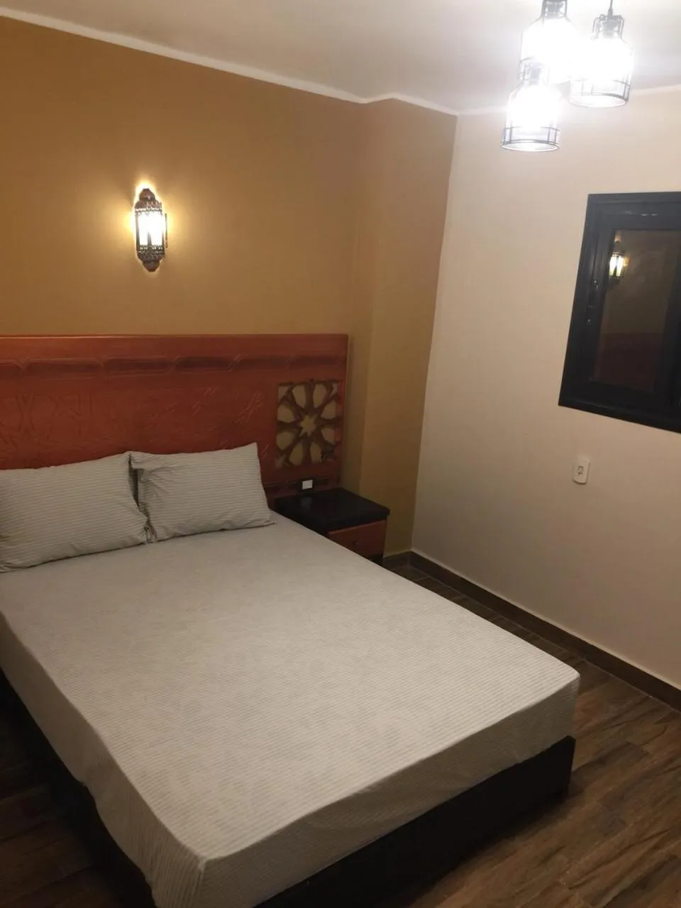 Bed in H100 Pyramids View