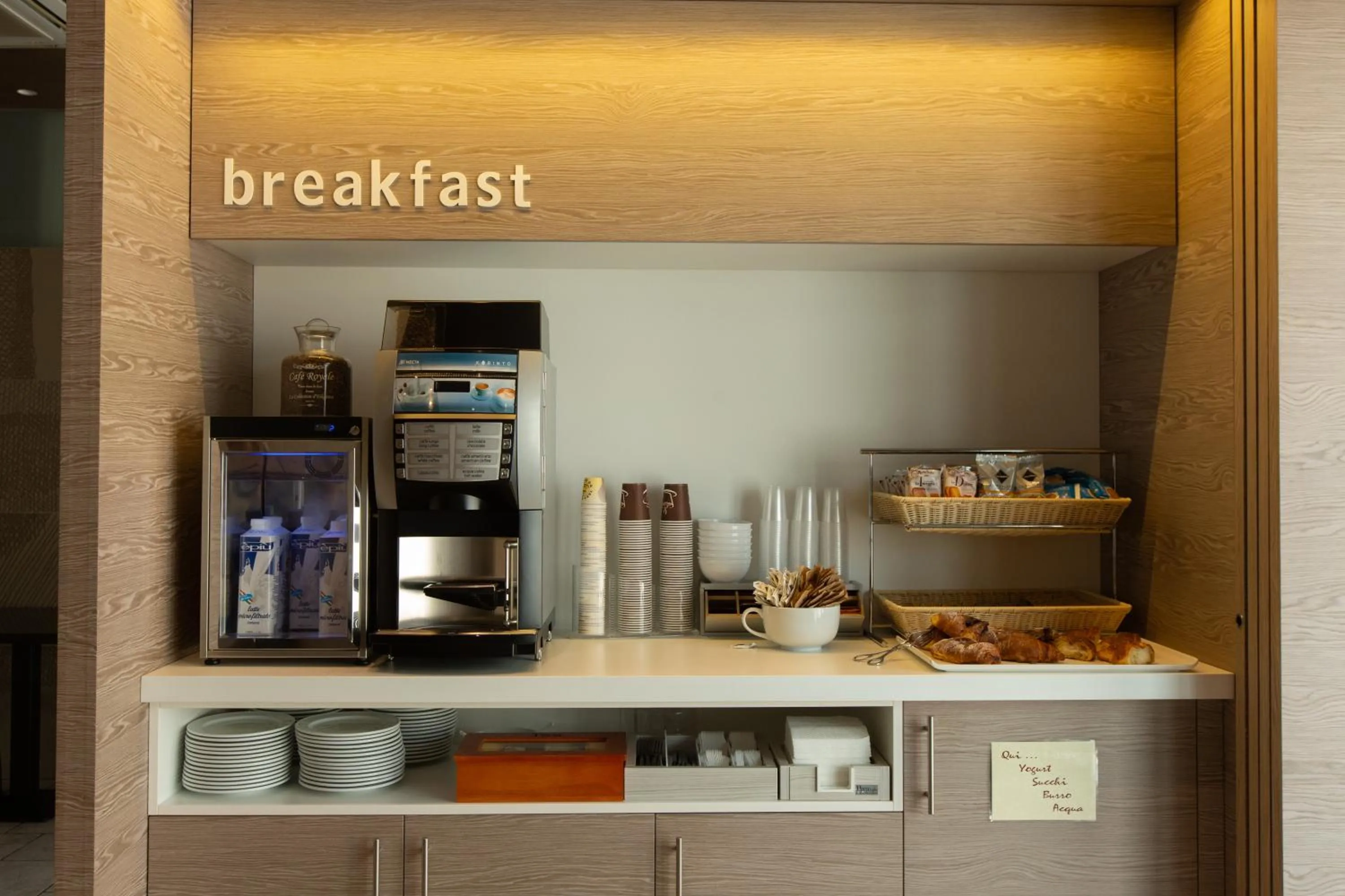 Italian breakfast in Hotel New Bari