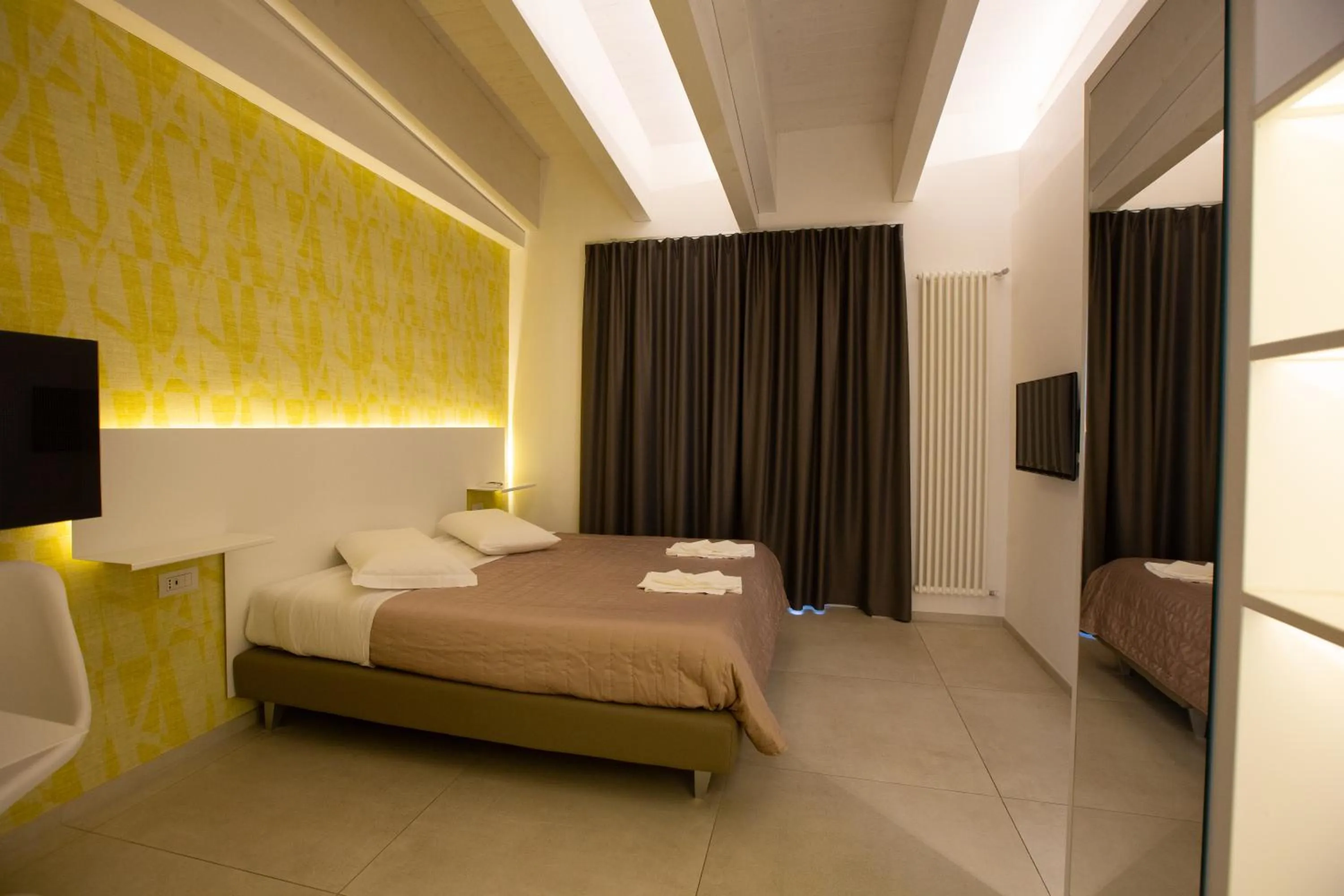 Bedroom, Bed in Hotel New Bari