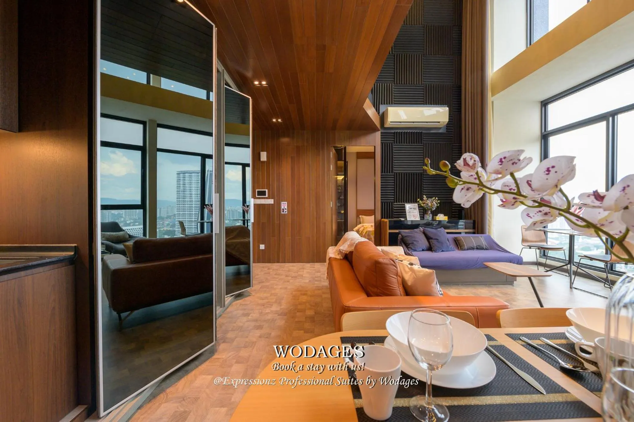 Expressionz KLCC by Wodages