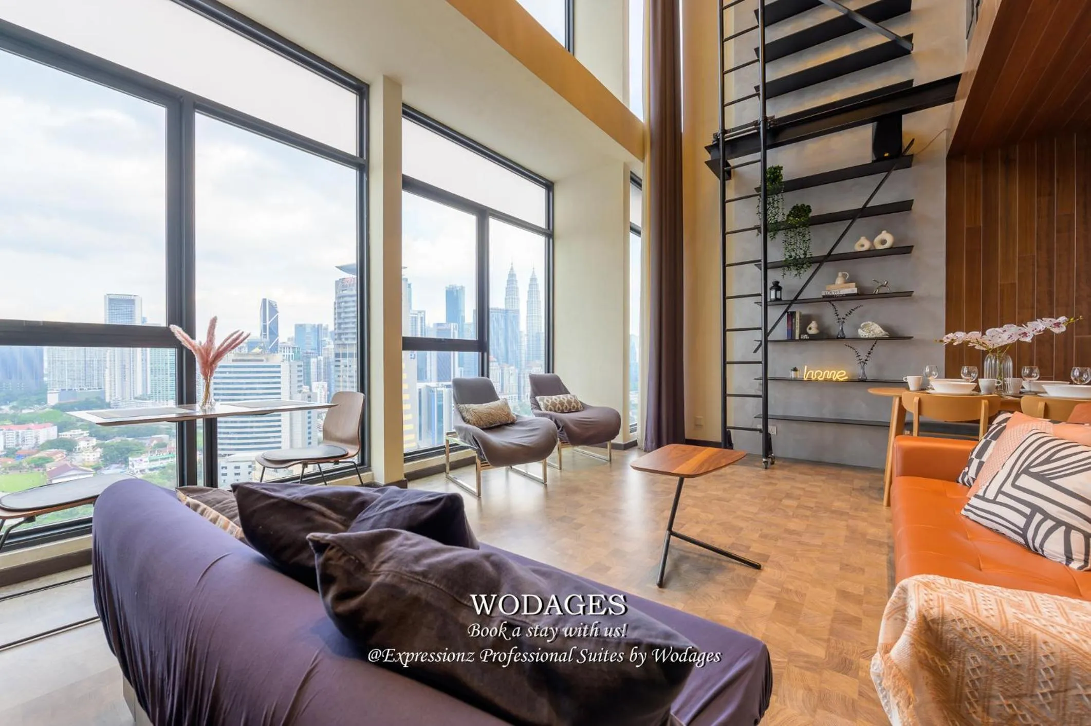 Expressionz KLCC by Wodages