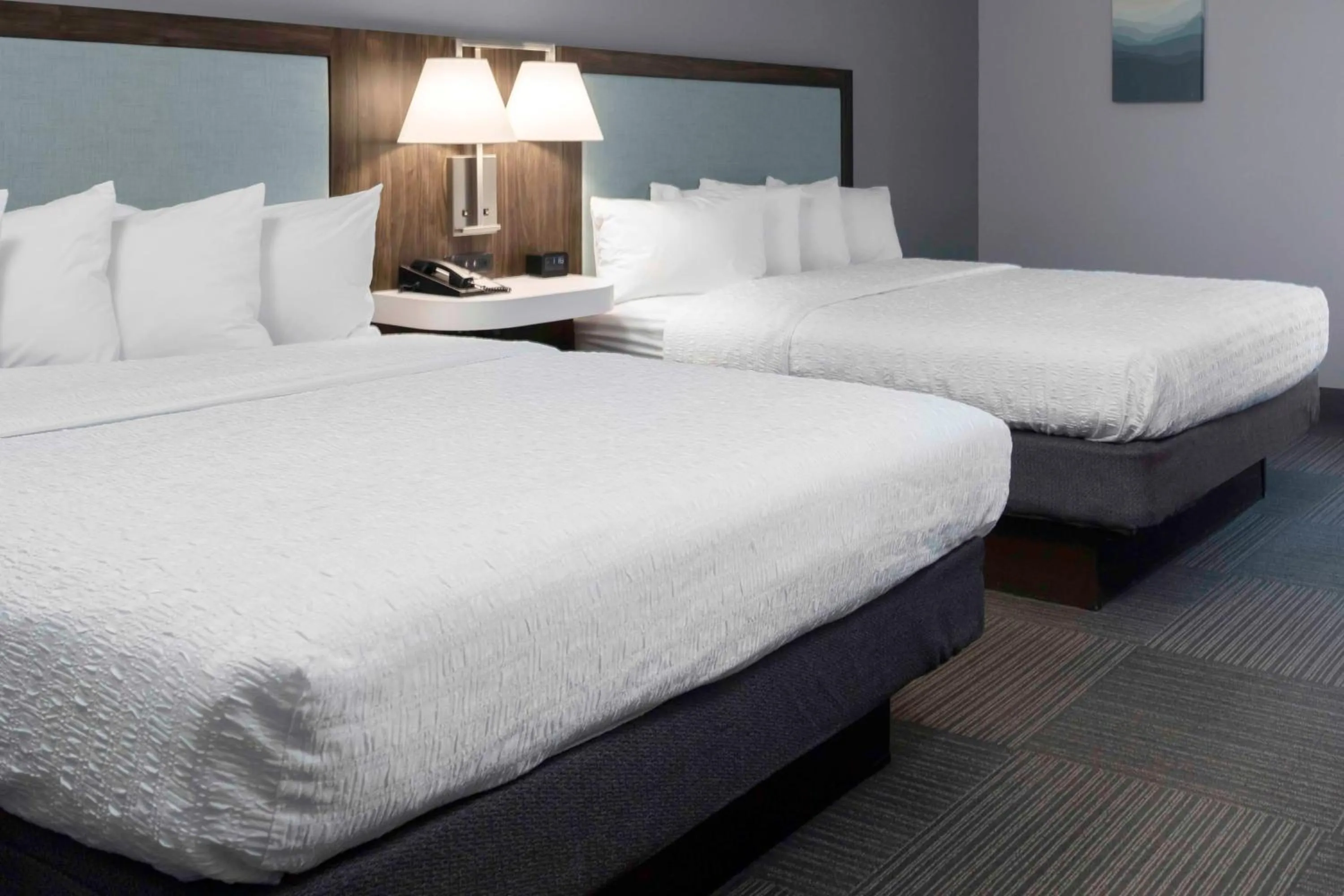 Photo of the whole room, Bed in Hampton Inn Conyers