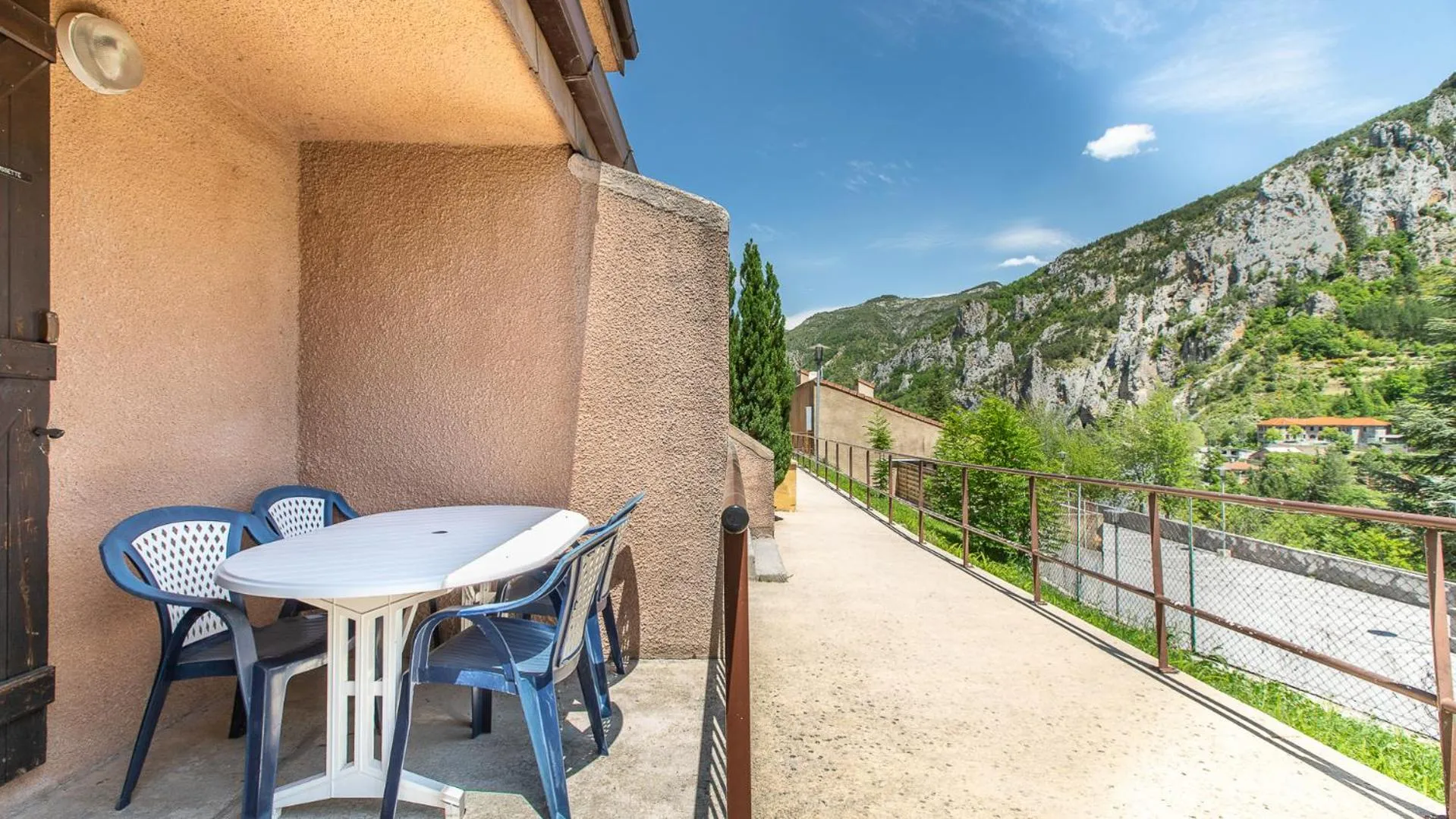 Day in Vacancéole - Résidence Les Gorges Rouges