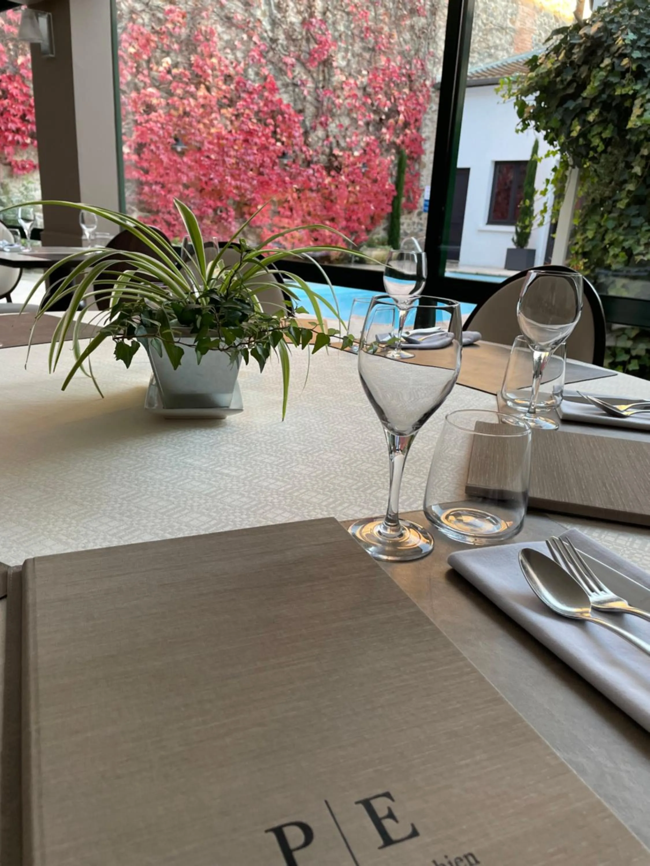 Restaurant/places to eat in Le Pavillon d'Enghien, Vichy Centre