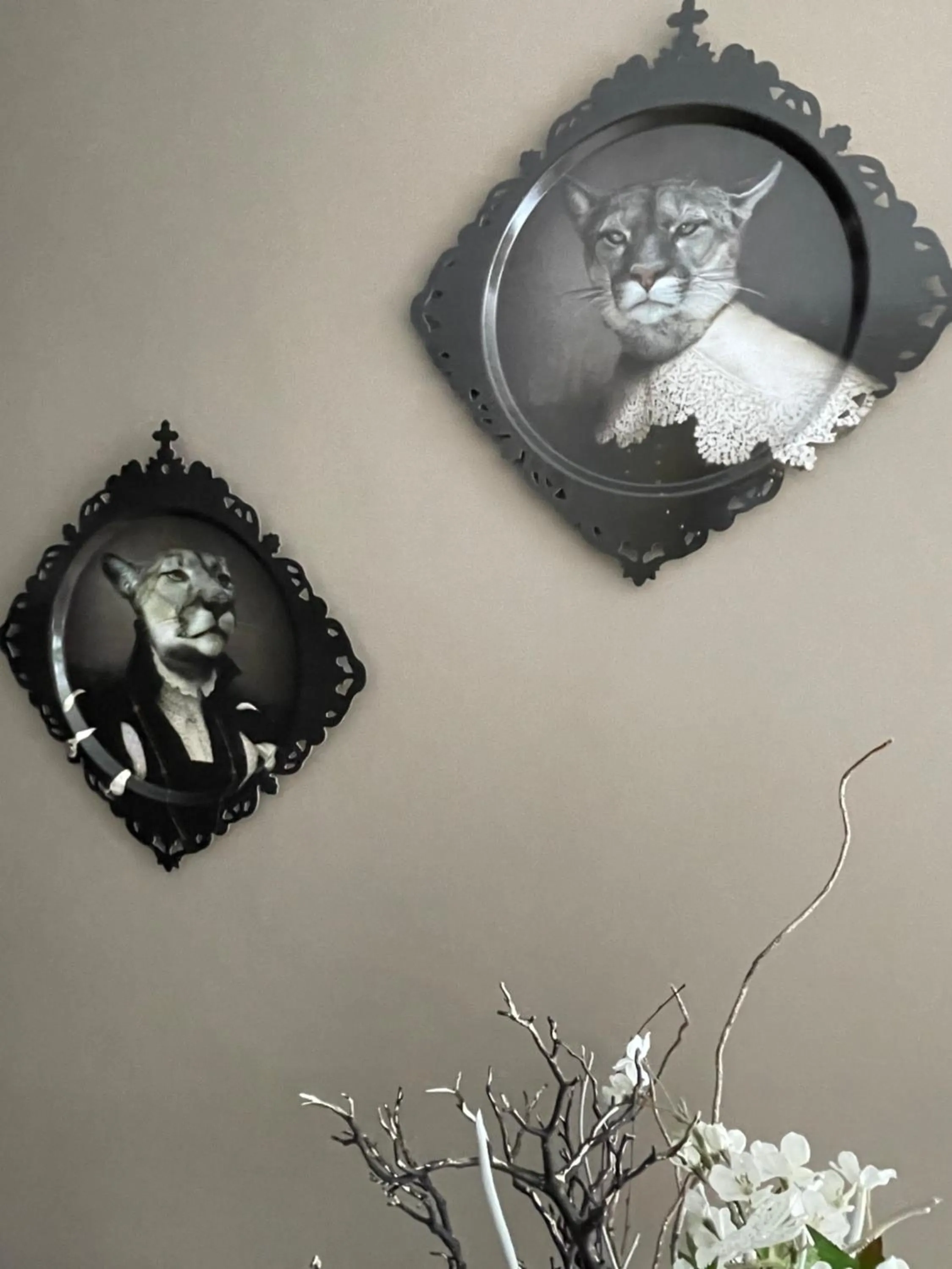 Decorative detail in Le Pavillon d'Enghien, Vichy Centre