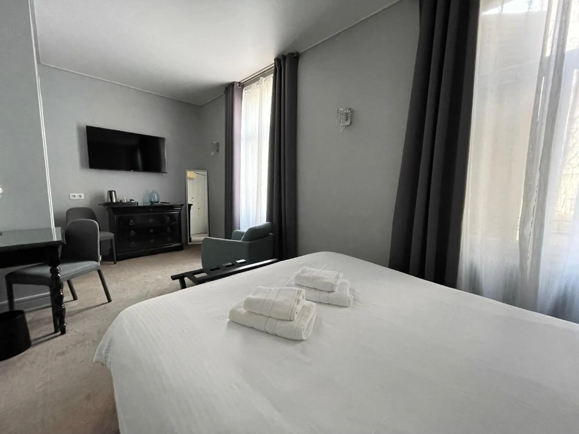 Bed in Le Pavillon d'Enghien, Vichy Centre