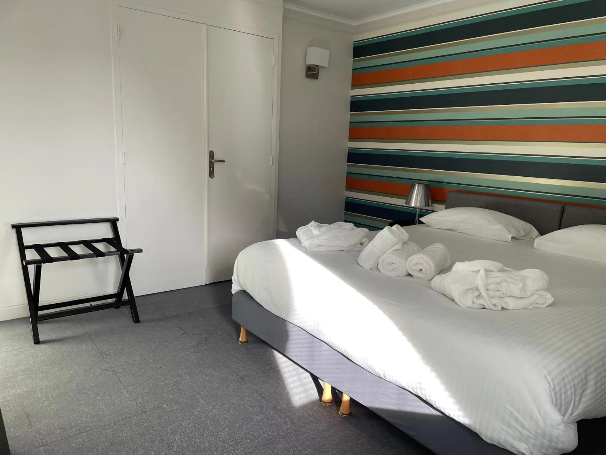 Bed in Le Pavillon d'Enghien, Vichy Centre