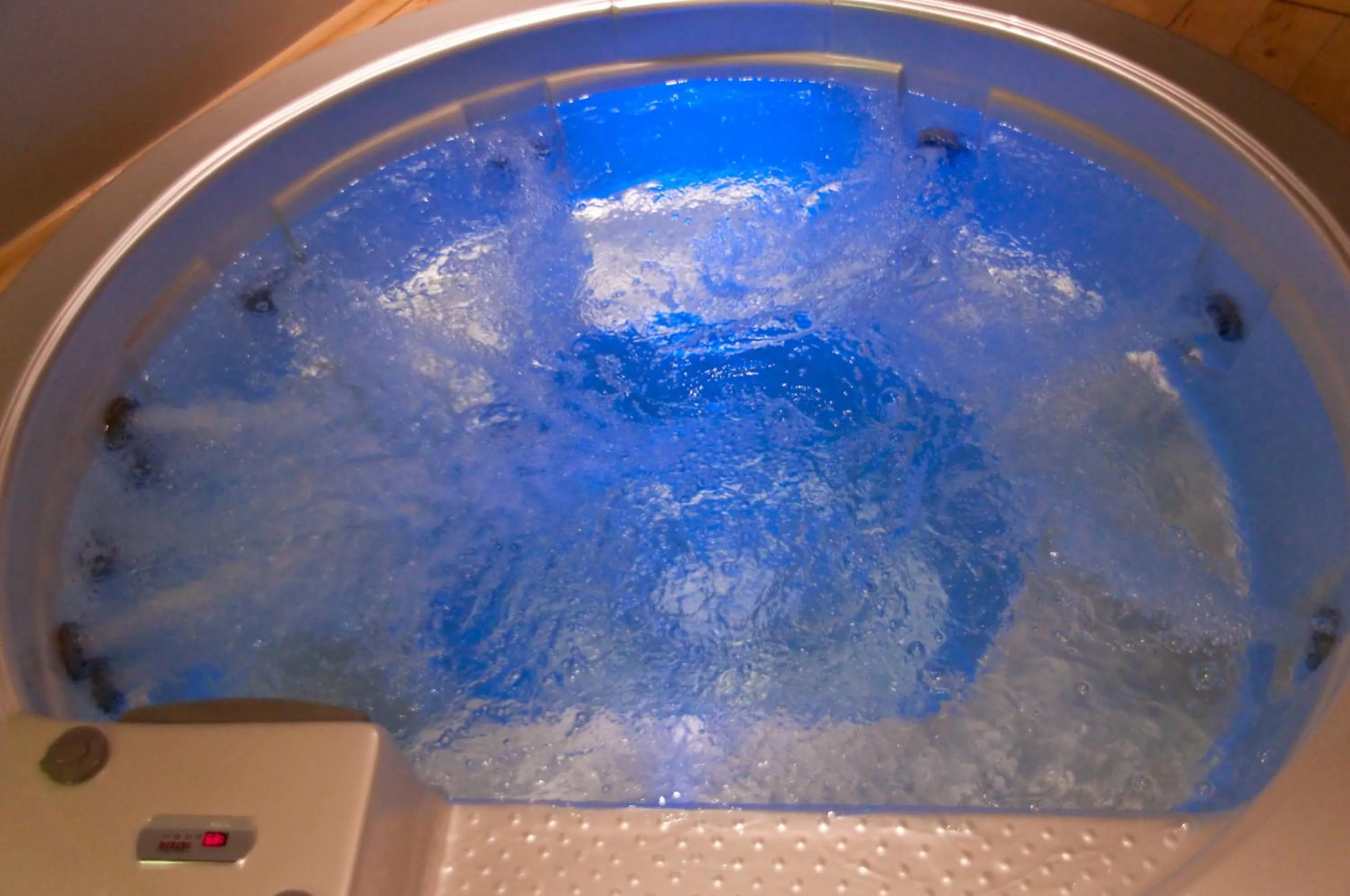 Hot Tub in Corsaro Etna Hotel&SPA