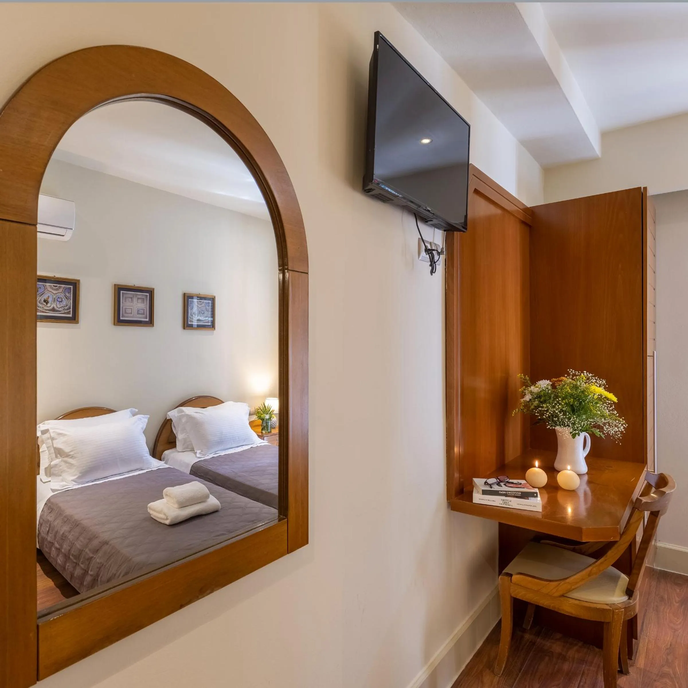 Bed in Hotel Palladion