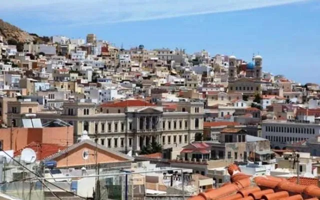 Day in Hotel Palladion