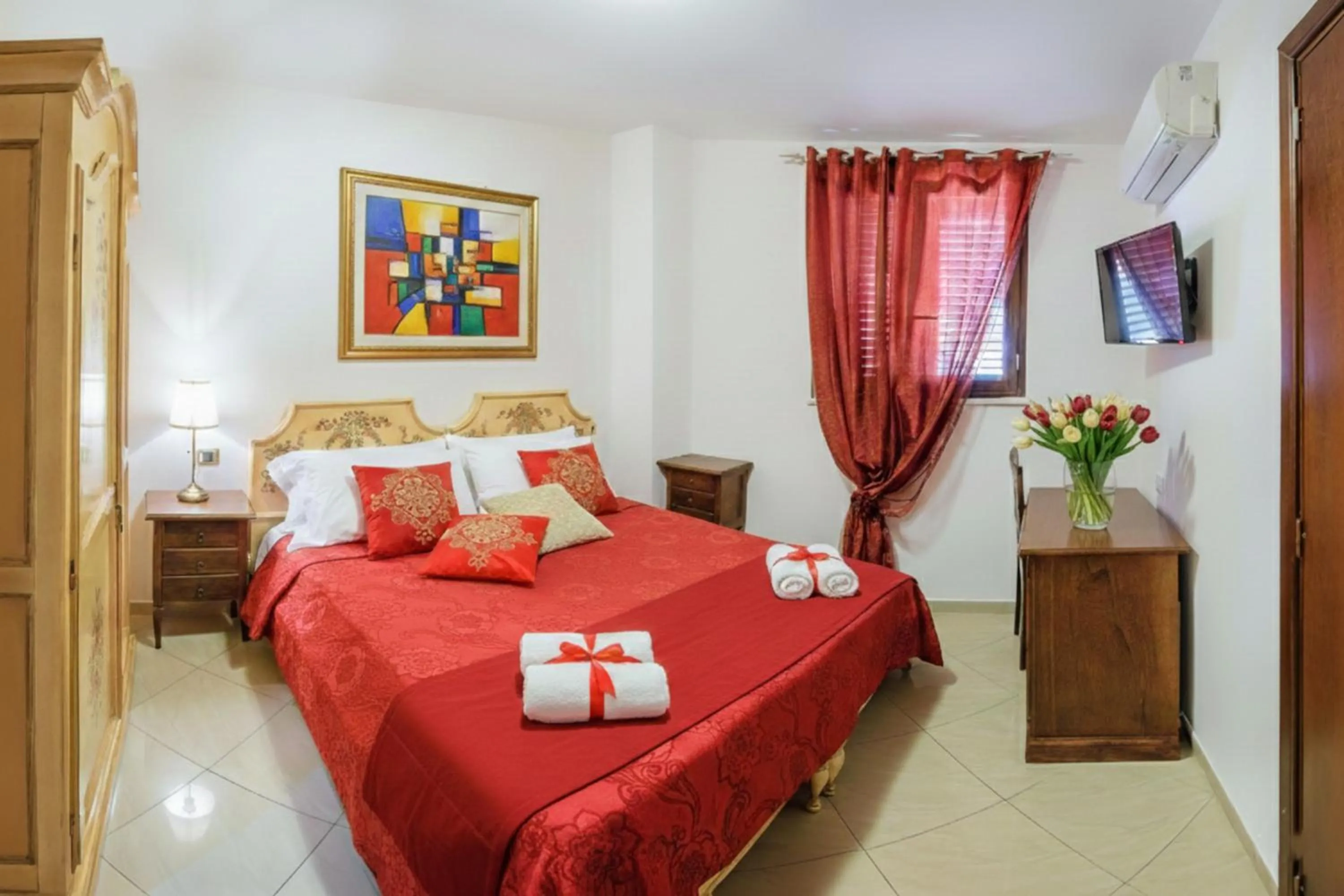 View (from property/room), Bed in Garibaldi Relais